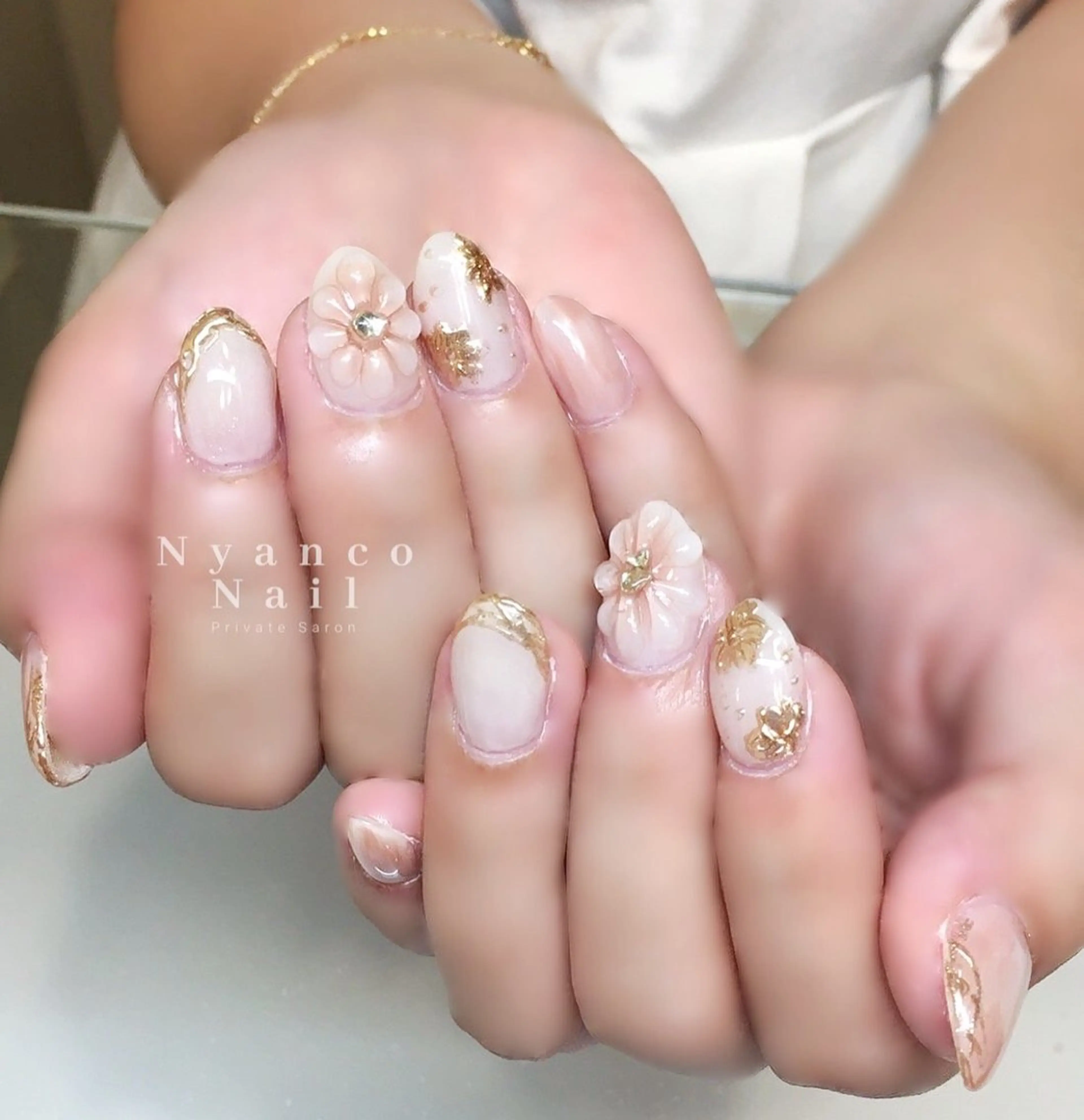 ネイル フラワーネイル ジェルネイル ニュアンスネイル ぷっくりネイル 夏ネイル Nyanco Nailのネイルデザイン