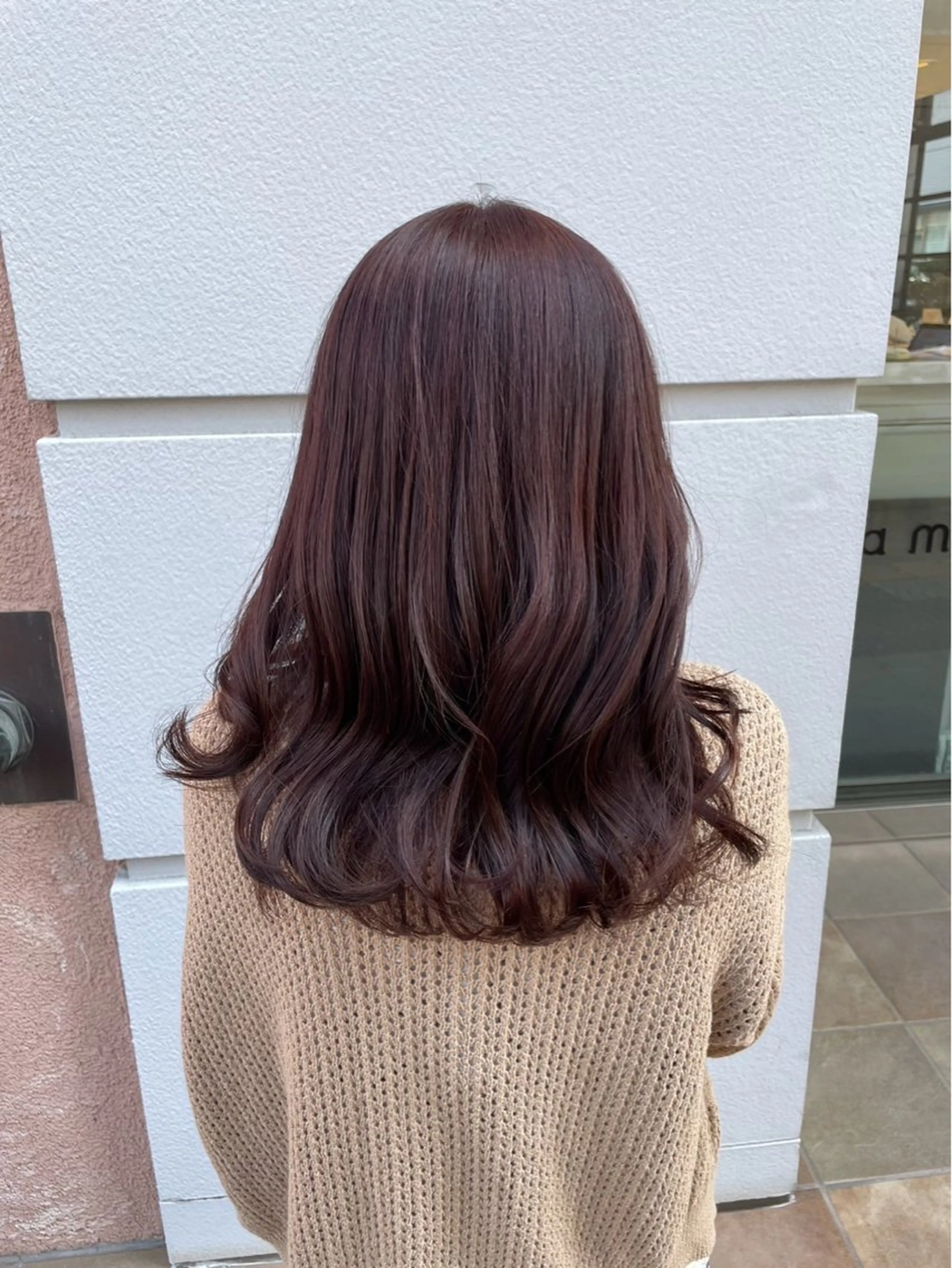 カラー 白倉 仁奈のヘアスタイル