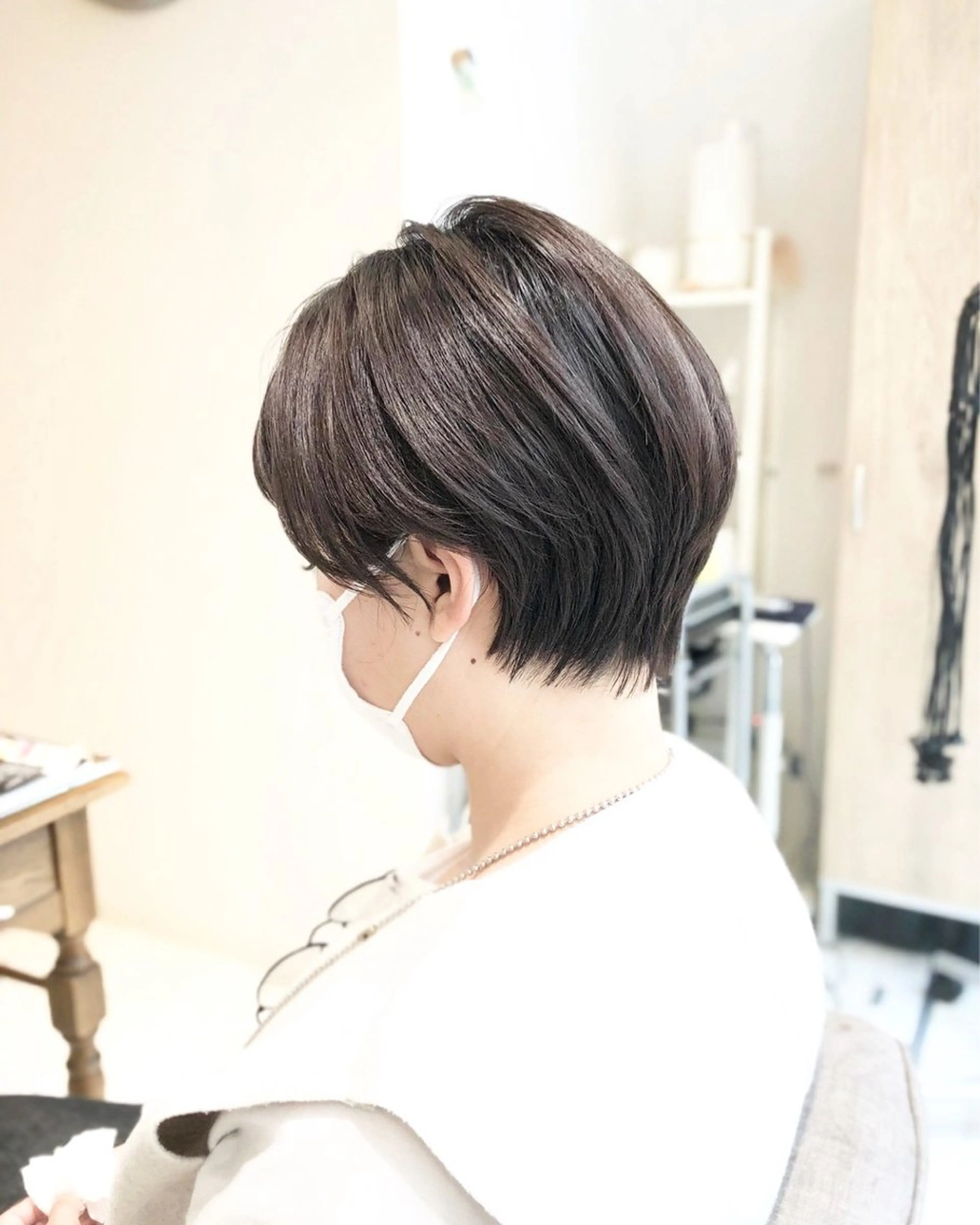 ショート カラー 似合わせカット ショートヘア 小顔カット つぼい Floraのヘアスタイル
