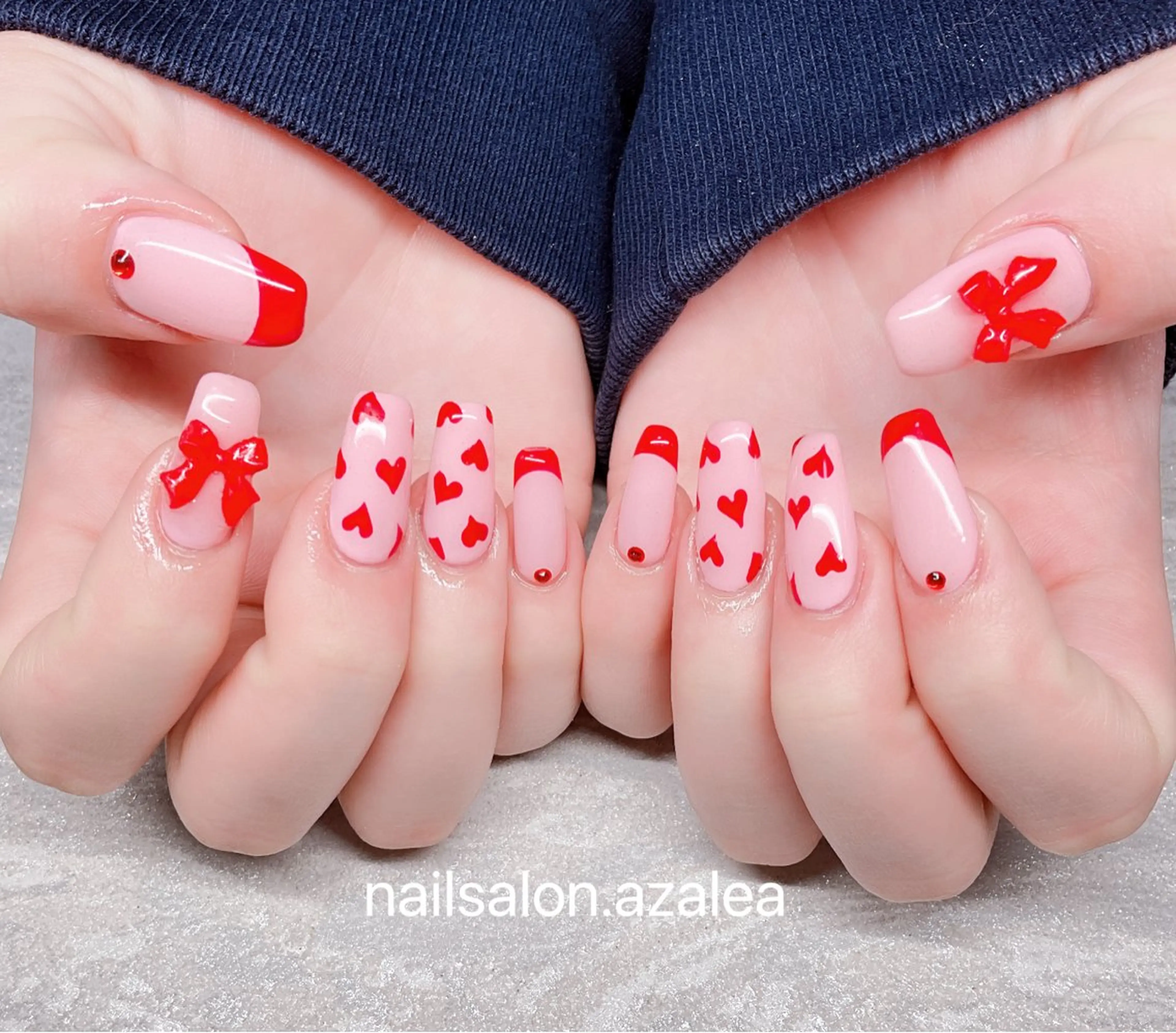 ネイル ハンドネイル R inのネイルデザイン