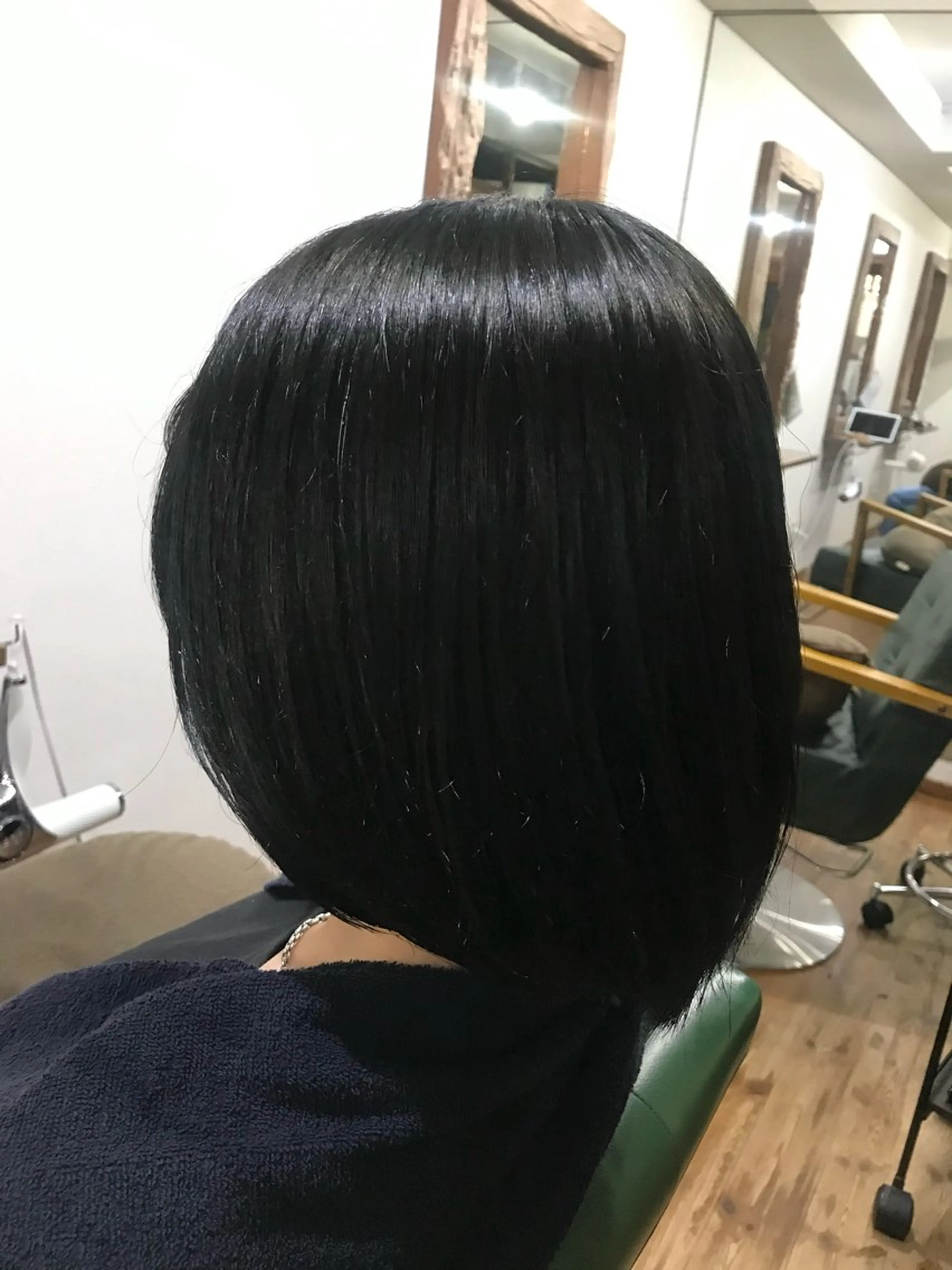 カラー 原田 梨乃のヘアスタイル