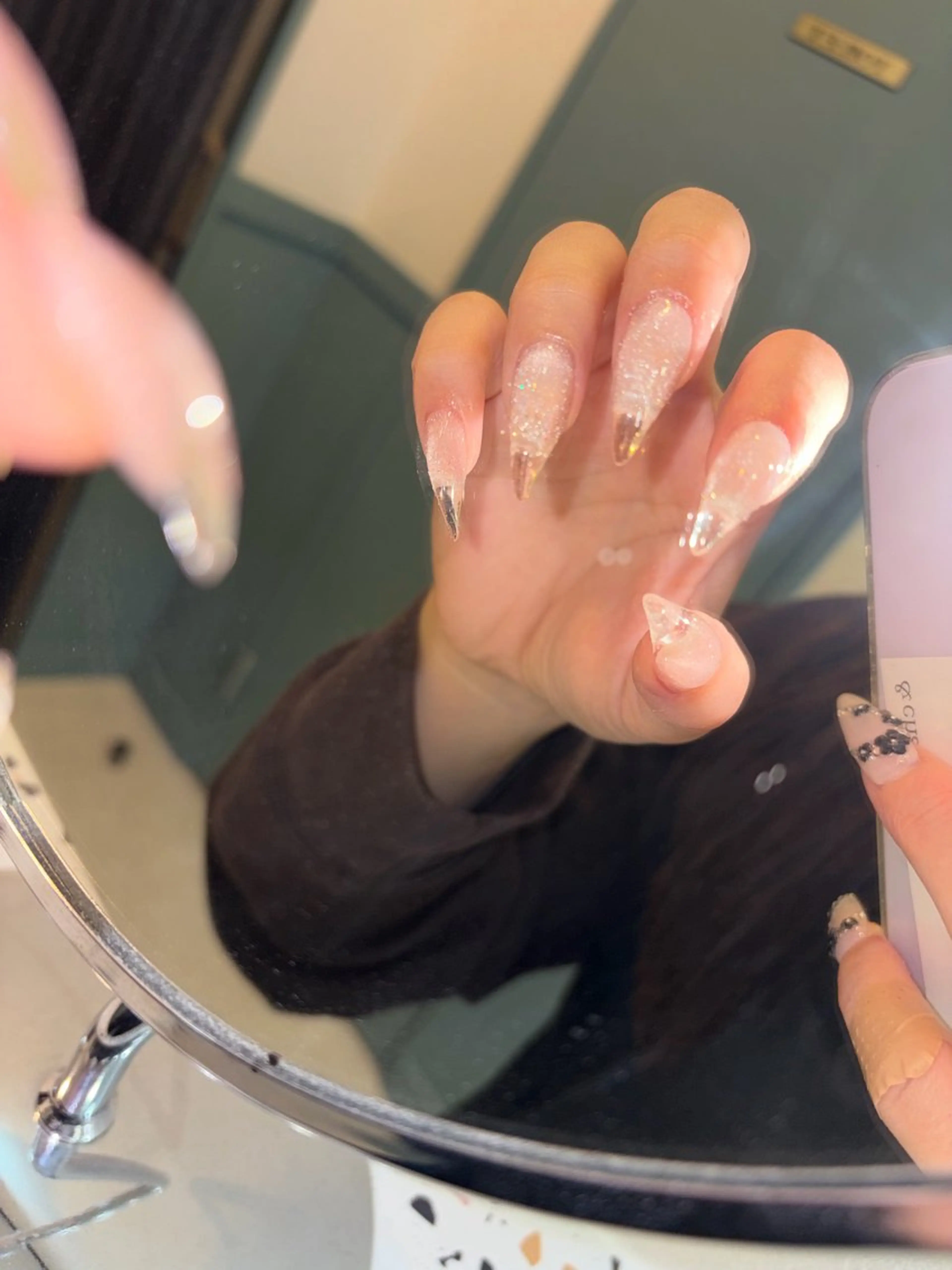 ネイル FLORANZ 🫧AIRI🫧のネイルデザイン