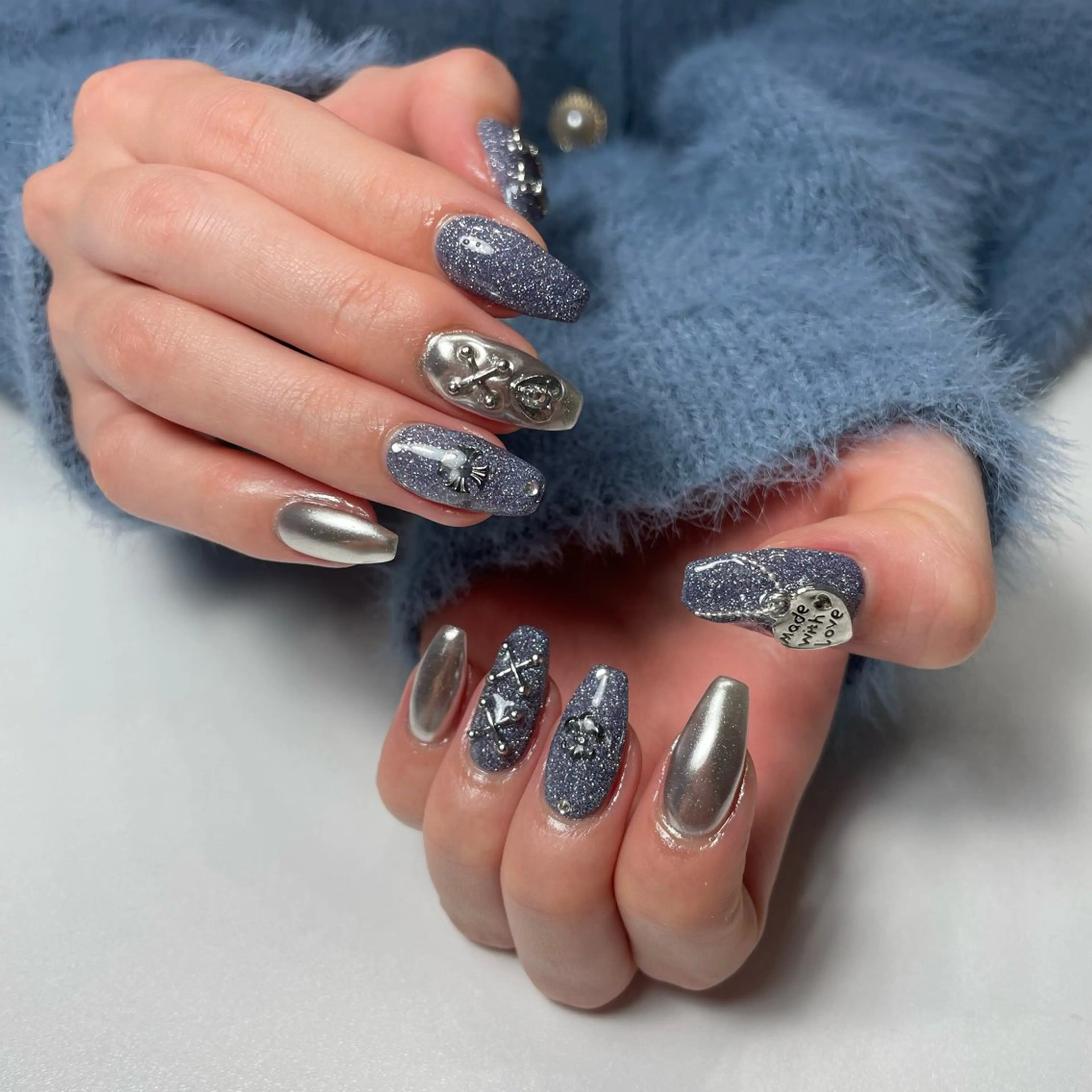 ネイル ブルー チークネイル フラッシュネイル フットネイル ジェルネイル ハンドネイル Sugar. ひかり໒꒱˚.*のネイルデザイン