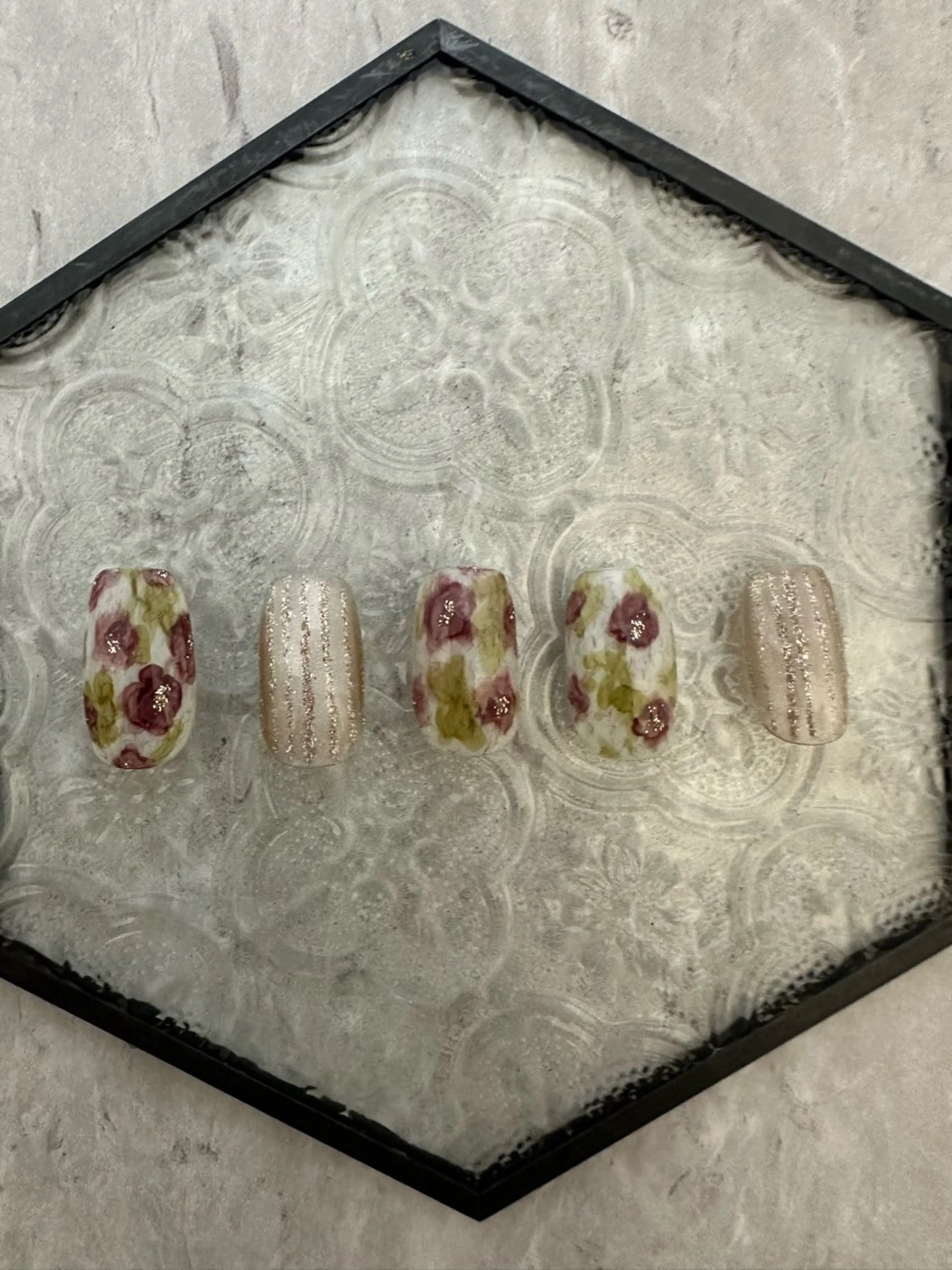 ネイル ネイルルーム103 マイコのネイルデザイン