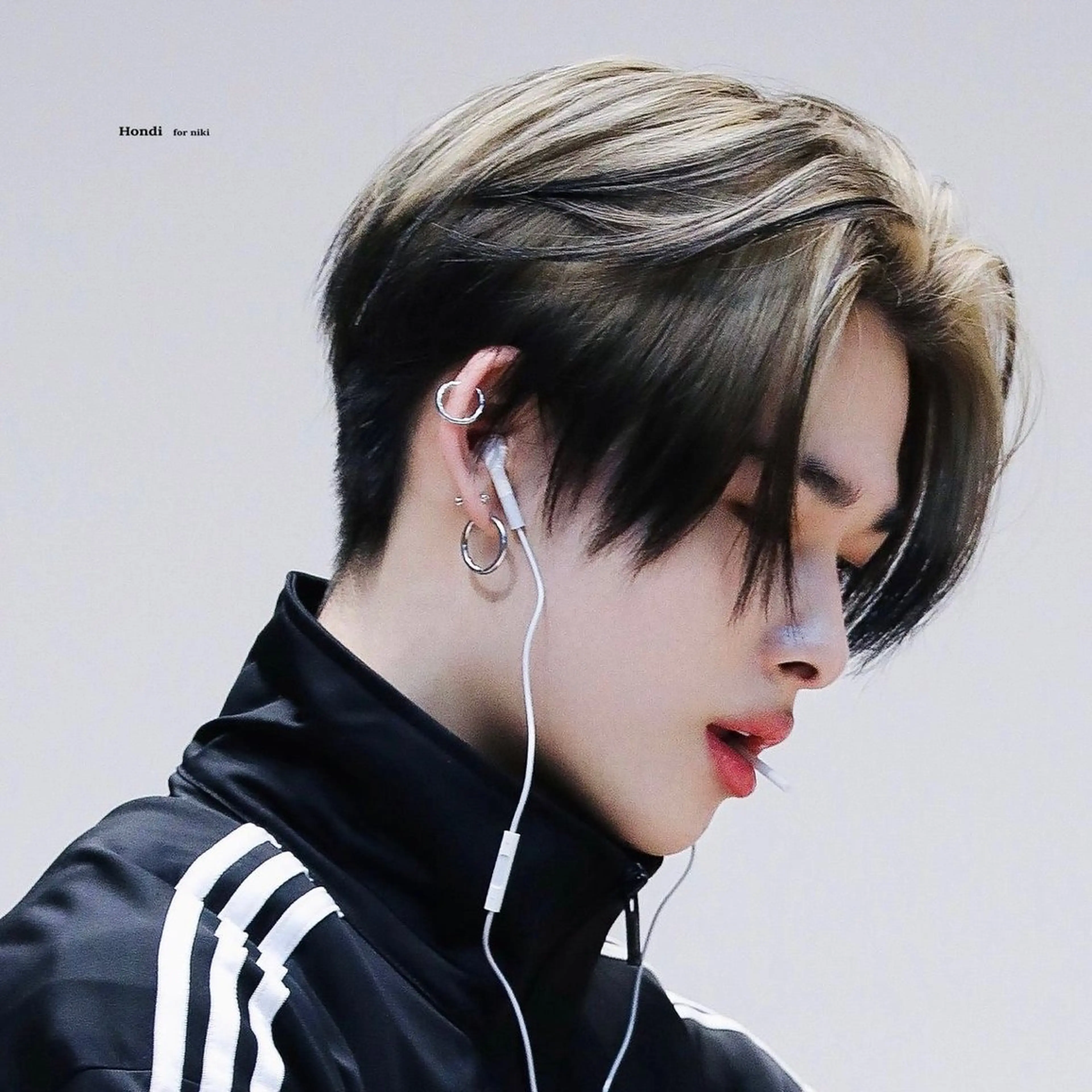 【🇰🇷メンズカット+デザインハイトーンカラー🇨🇳】シャンプー、トリートメント込み❤️🔥の写真