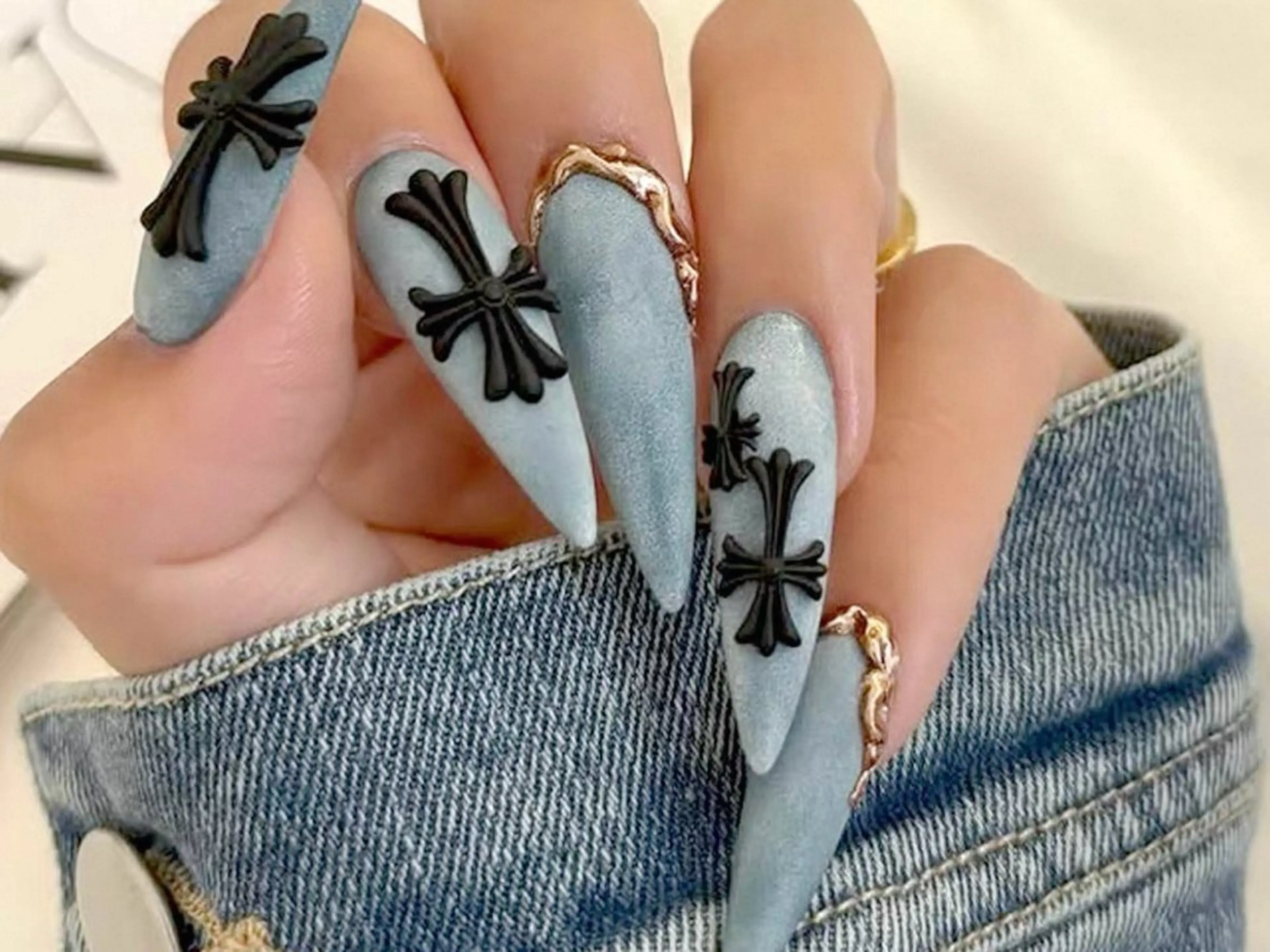 【人気爆発】自爪★ビッグクロム4本★¥ 7980（ワンカラーベース）の写真