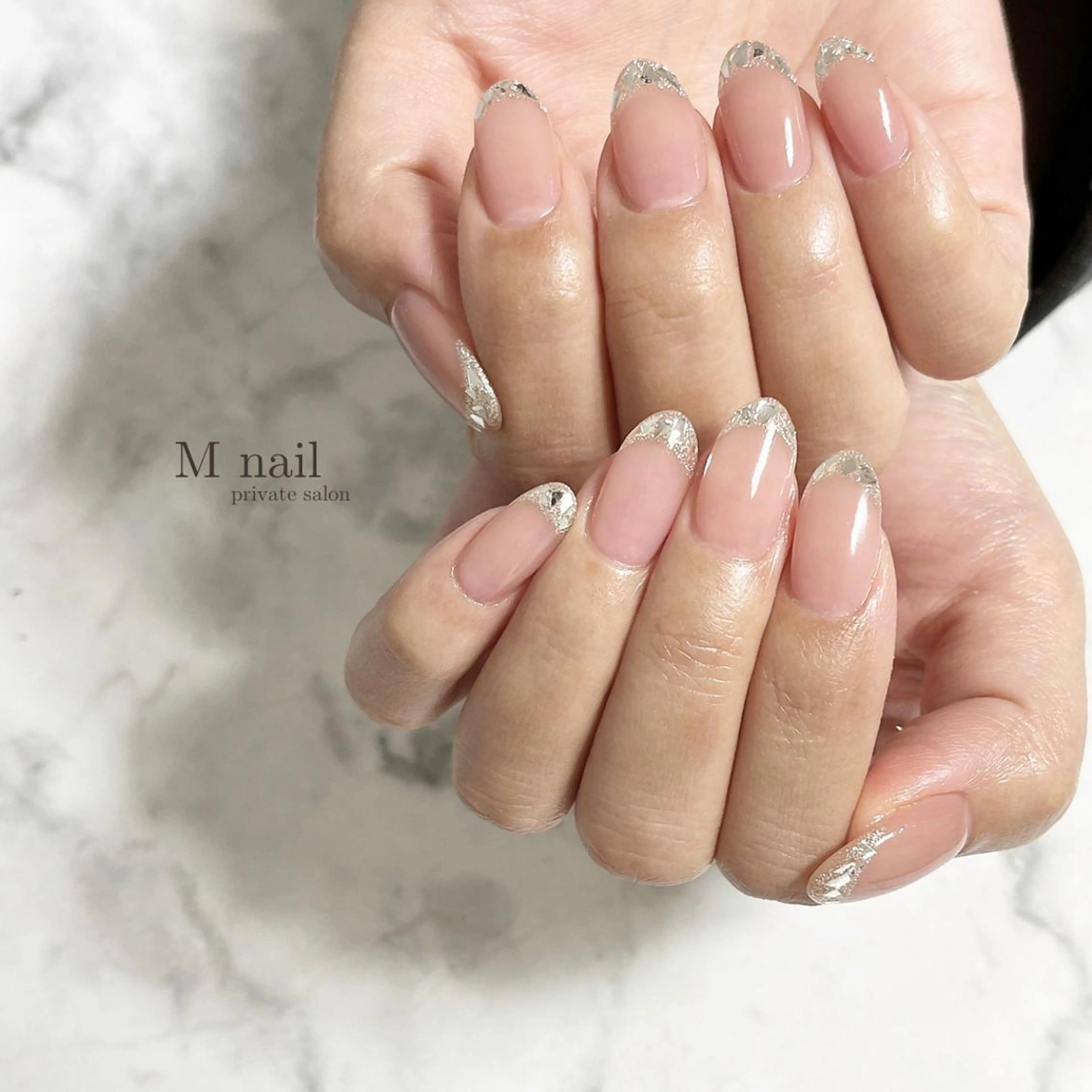 ネイル フレンチネイル ガラスフレンチ ハンドネイル M　nail所属・M nailのネイルデザイン