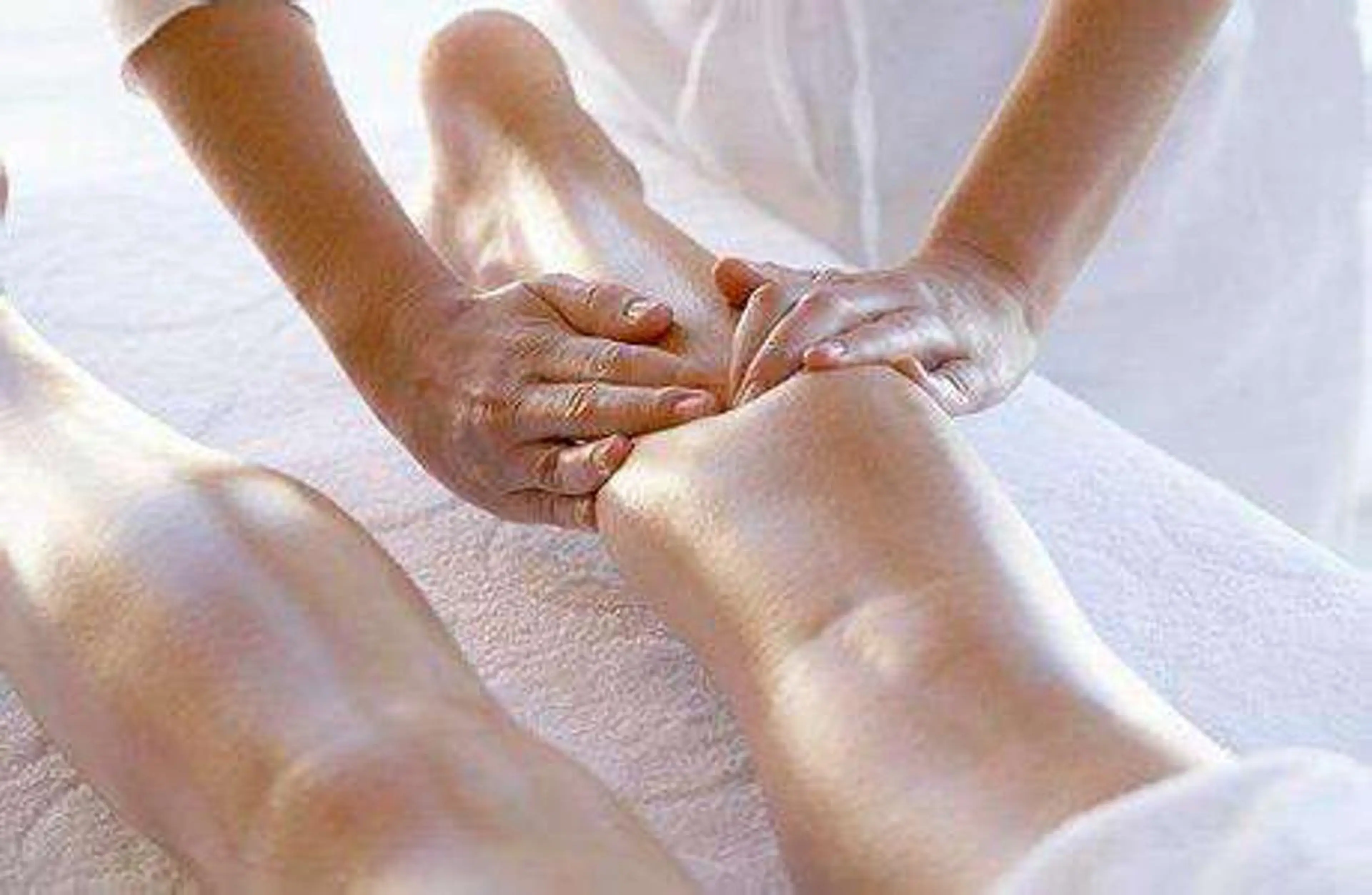 ❤️❣️モデルさん限定^_^怠さ、疲れに^_^全身アロマリンパ&足裏30分合計90の写真