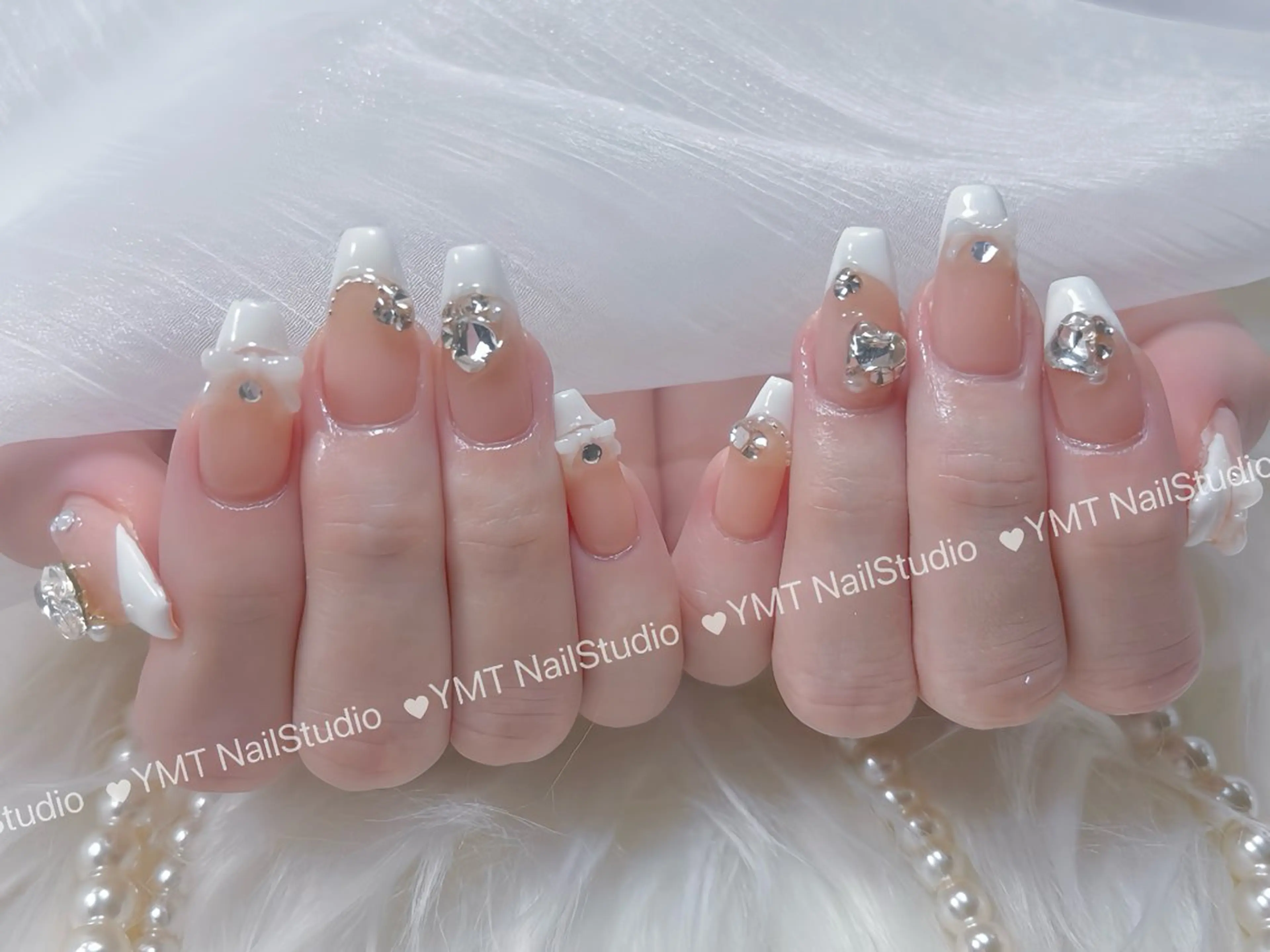 ネイル 長さ出し フットネイル ジェルネイル 韓国ネイル マグネットネイル ハンドネイル YMT NailStudioのネイルデザイン