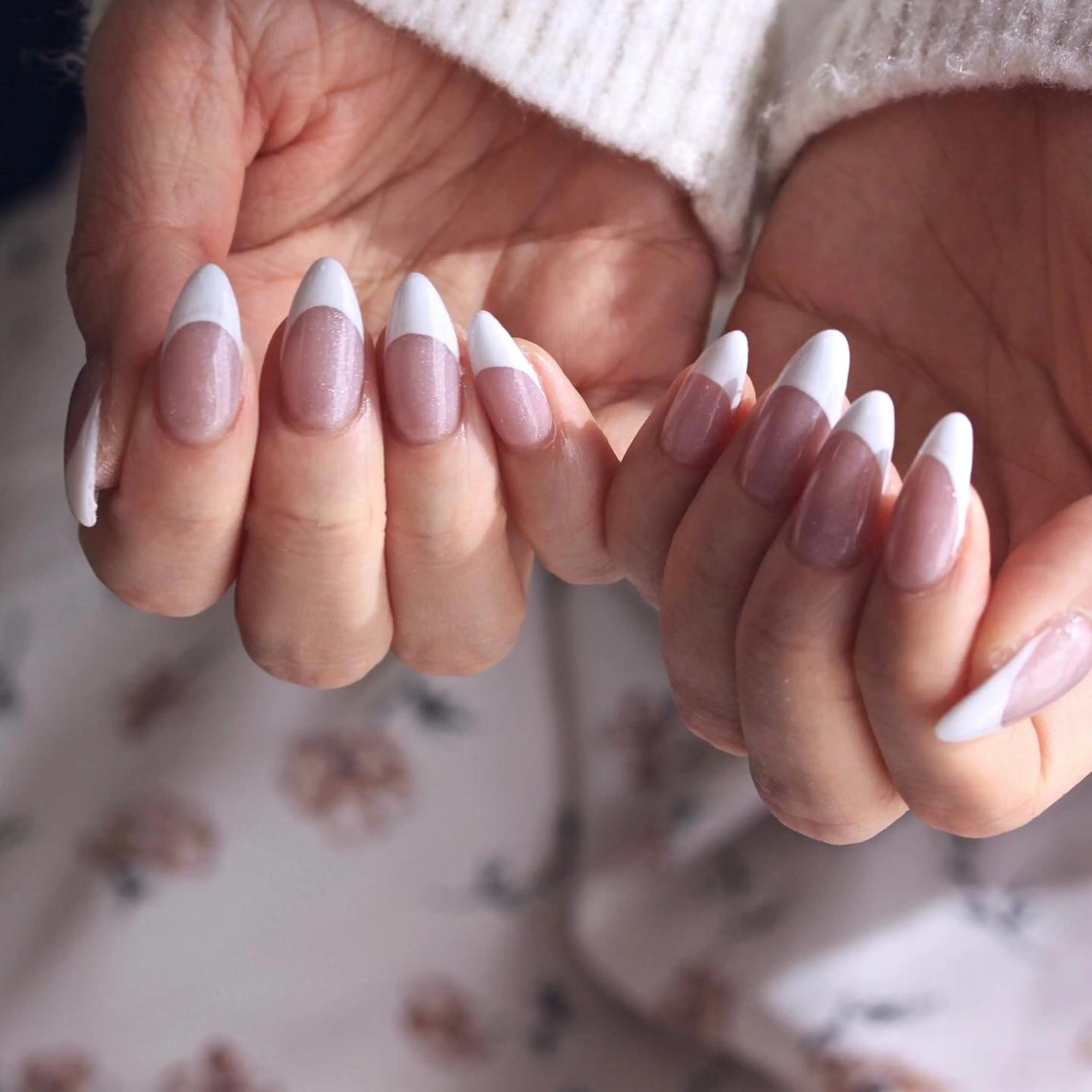 ネイル アートネイル フレンチネイル キラキラネイル ピンク ハンドネイル Elio所属・Elio 国泰寺のネイルデザイン