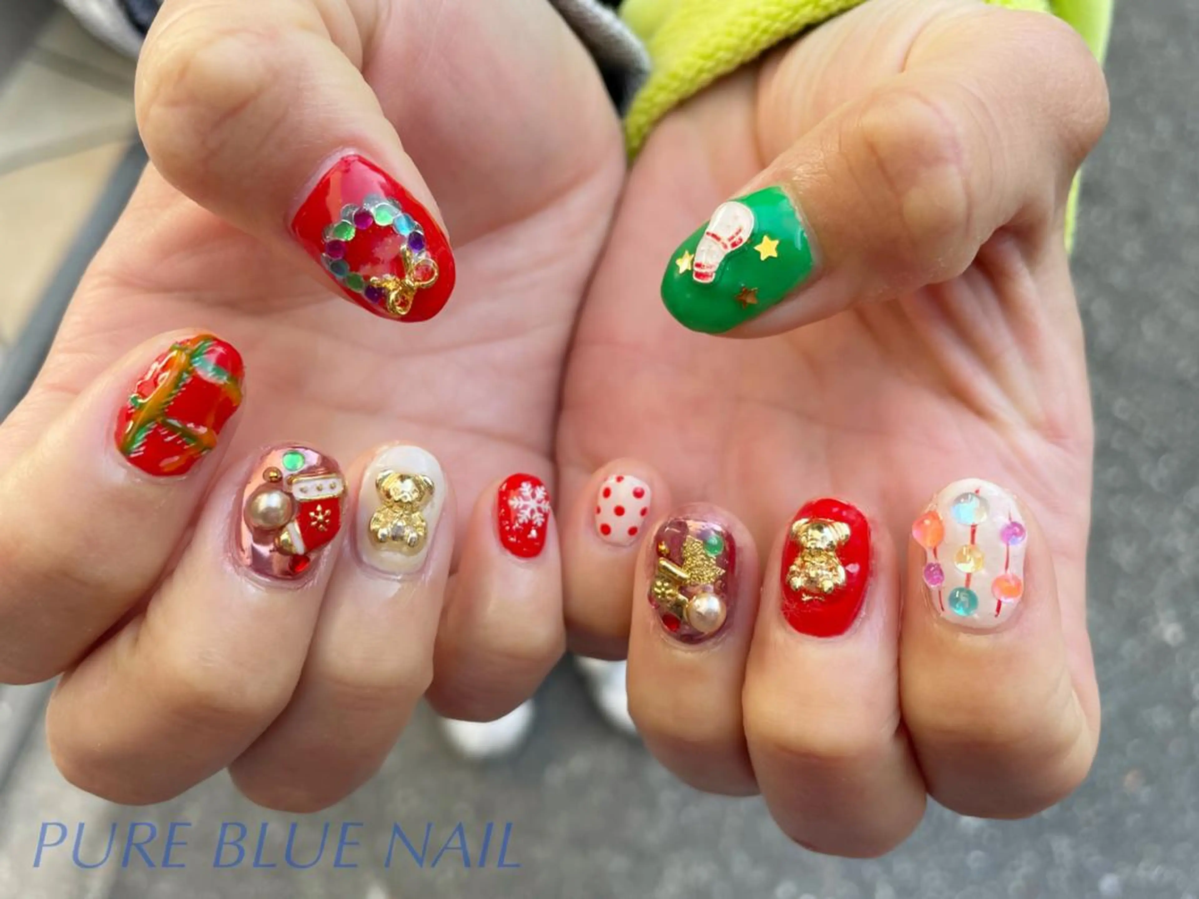 ネイル PURE BLUE NAILのネイルデザイン