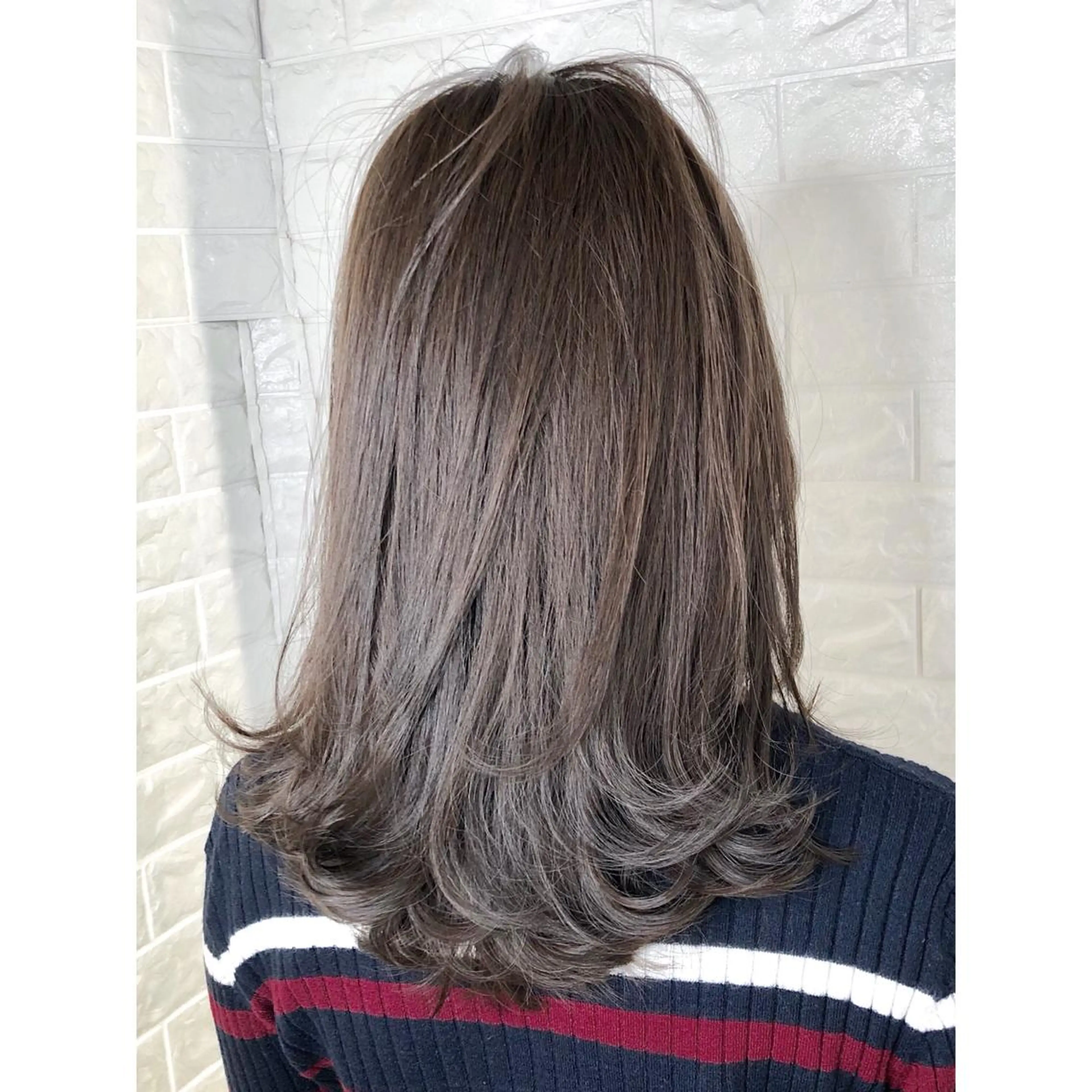 ミディアム カラー アッシュ アッシュグレー アッシュグレージュ ブリーチ 透明感カラー 髪質改善特化KIZU /艶髪研究（京都）のヘアスタイル