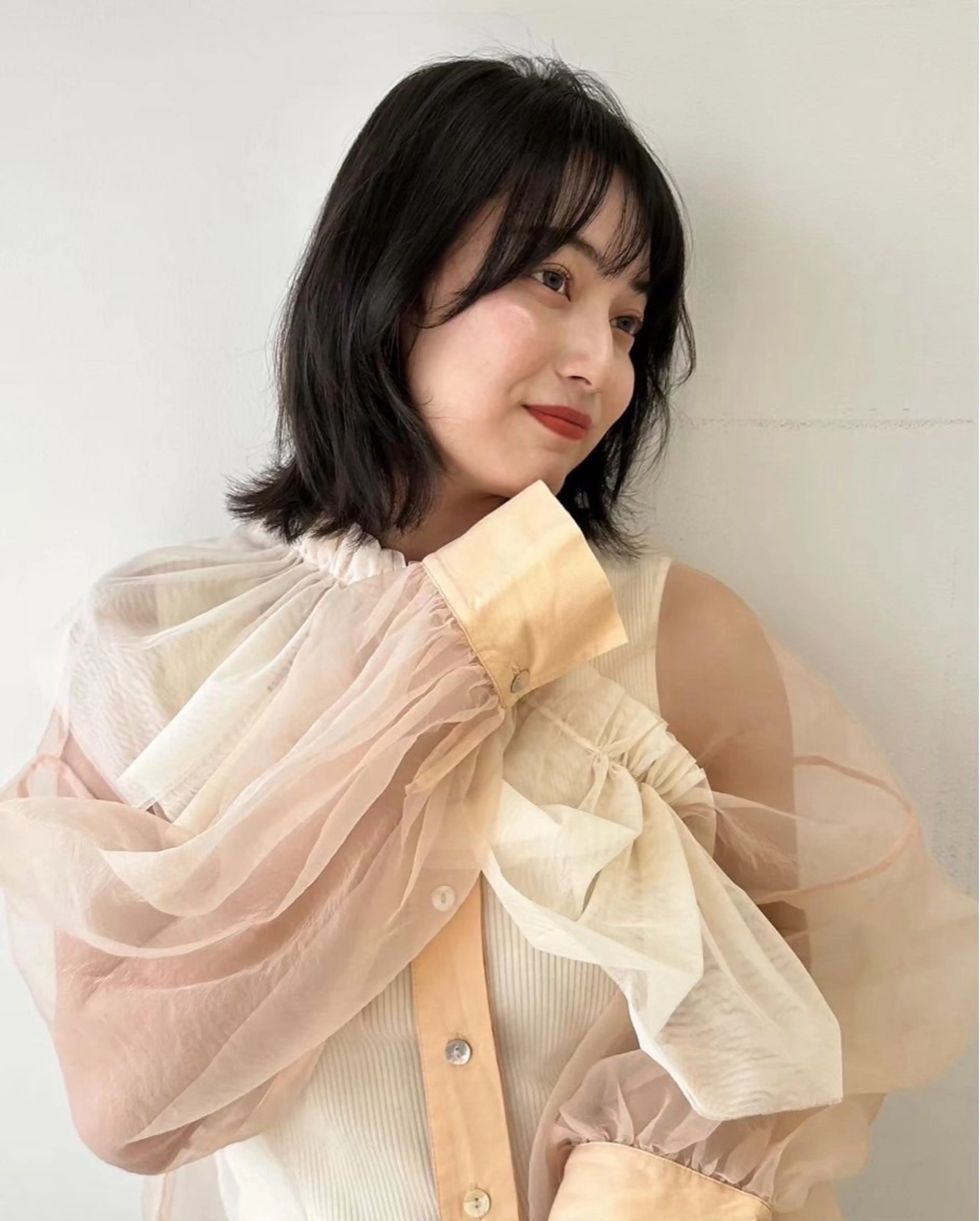 ミディアム カット パーマ 縮毛矯正 トリートメント earth尾形美穂 🫧髪質改善縮毛🫧のヘアスタイル