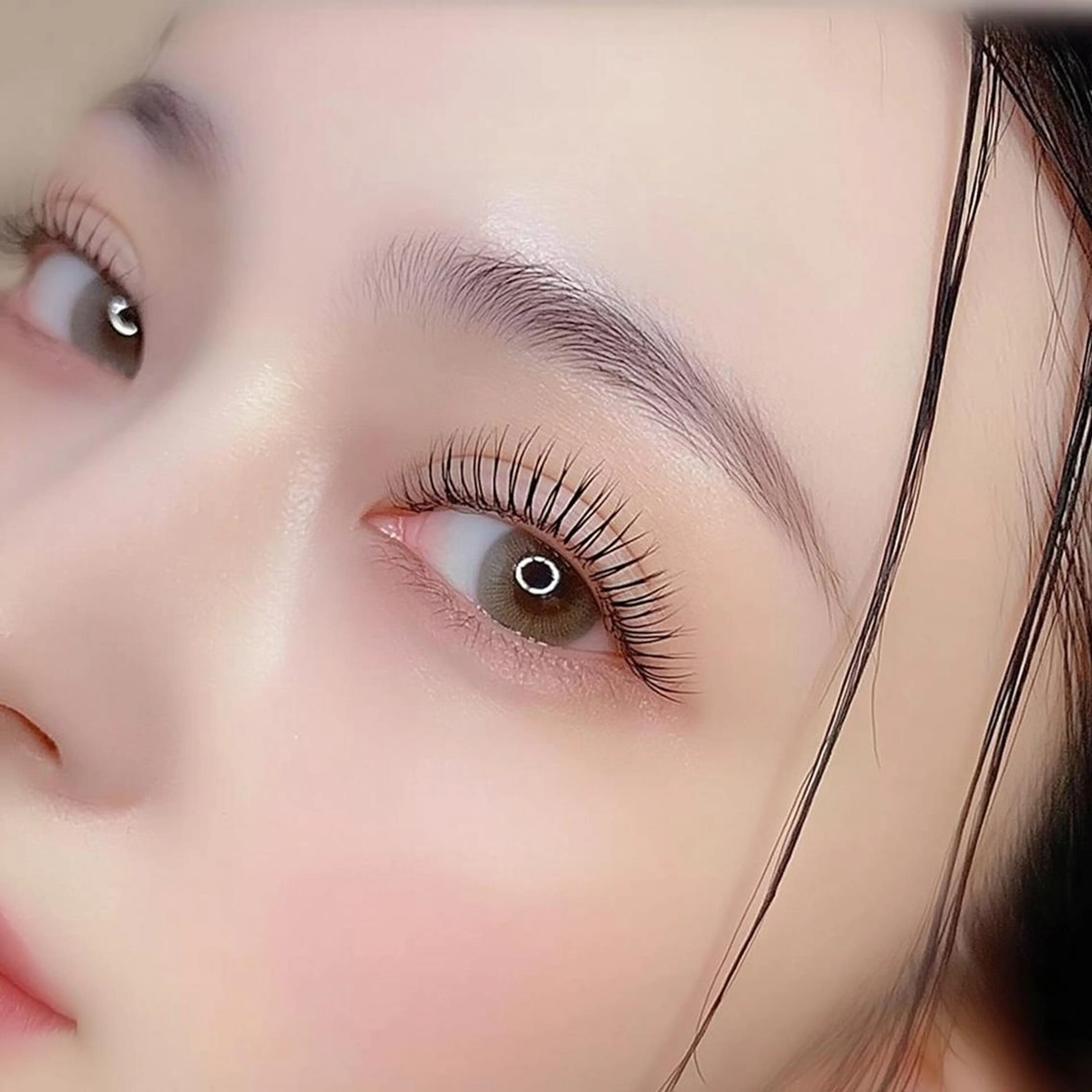 マツエク・マツパ 束感まつ毛 韓国風マツエク パリジェンヌラッシュリフト まつげパーマ マツパ PLATINUM DOLL arisaのマツエク・マツパデザイン