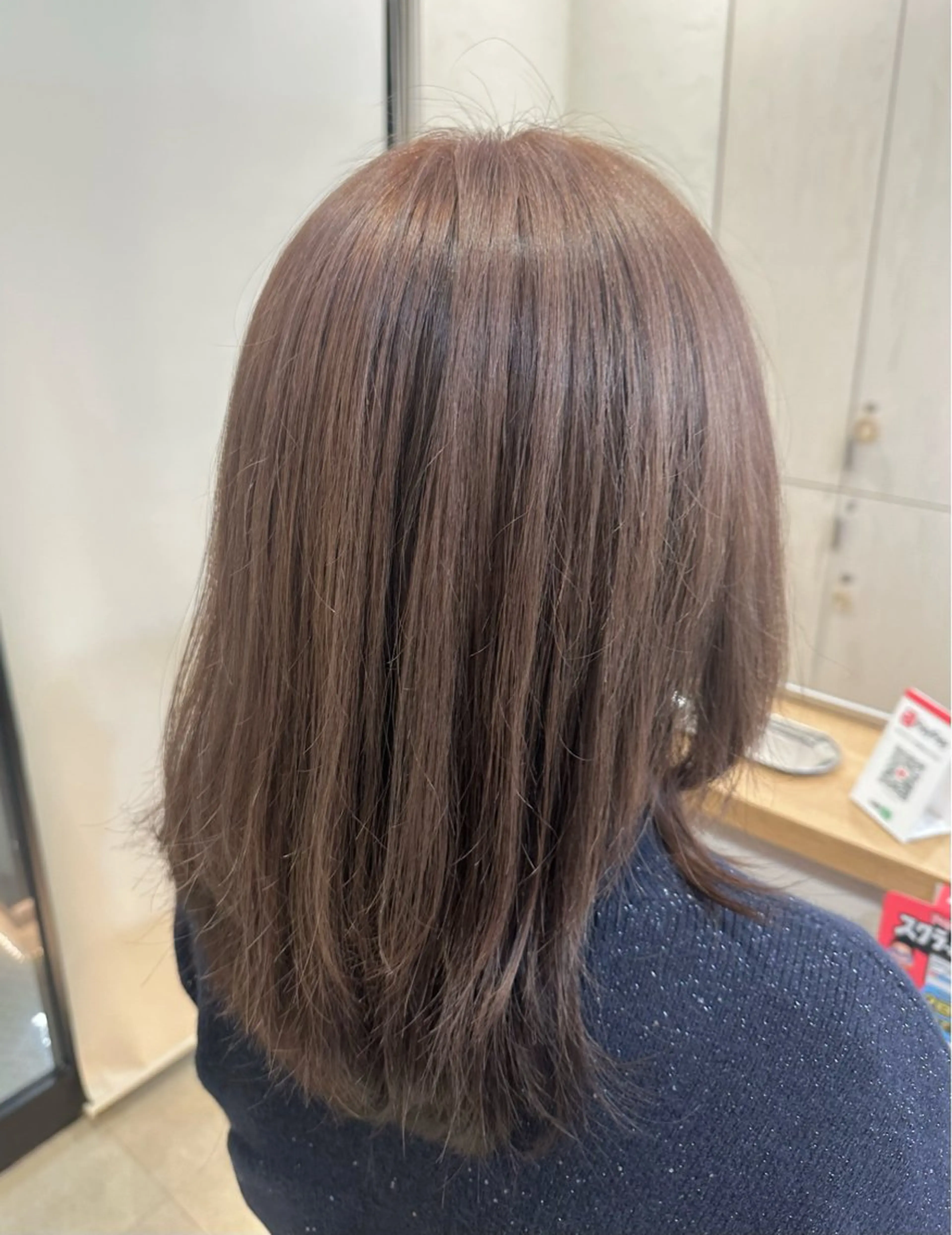 ミディアム ウルフカット ヘアカラー ヘアセット ✄折橋 彩花🐶🍑のヘアスタイル