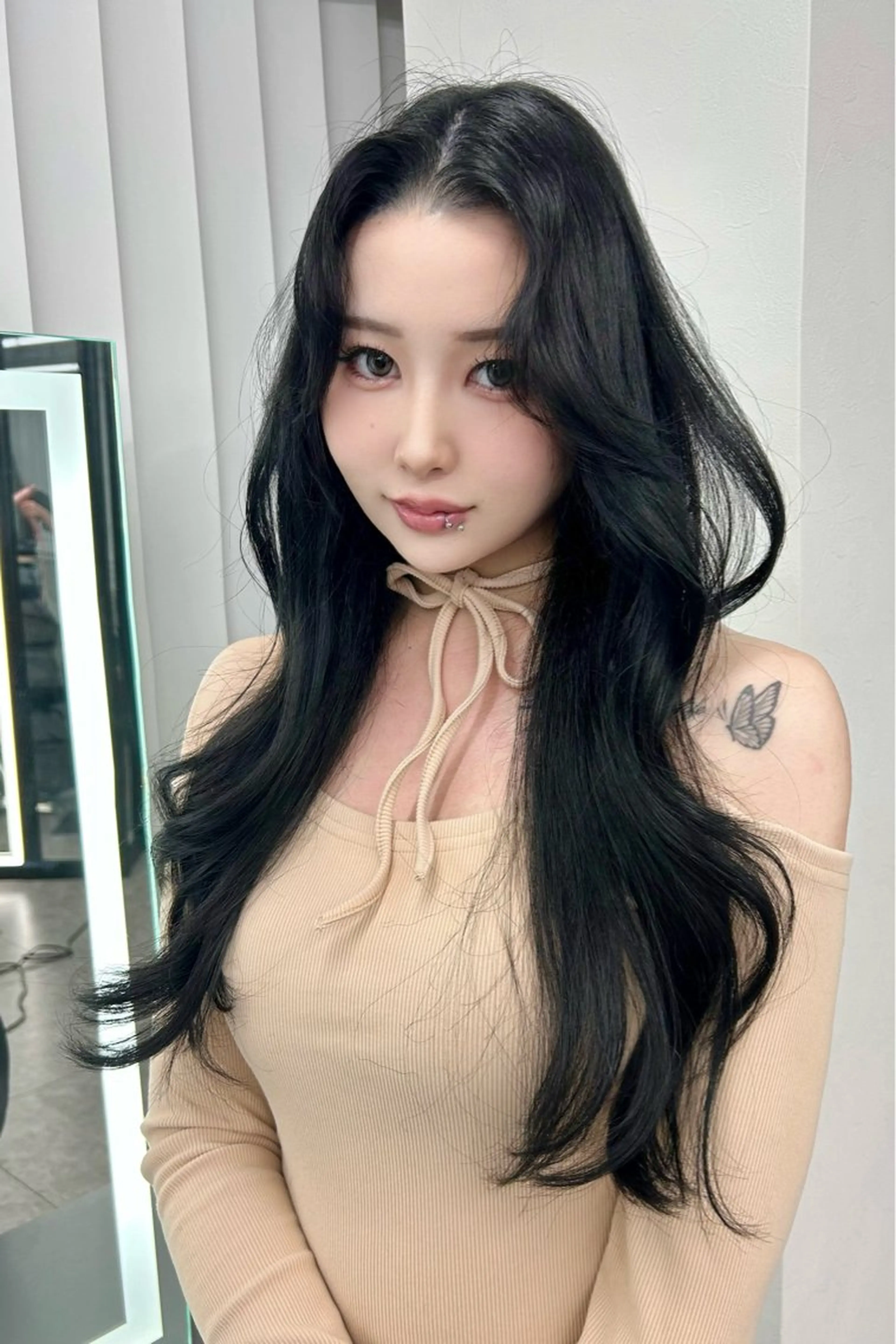 ロング カラー カット ヘアカラー nanaka 🤍韓国ワンホンヘアのヘアスタイル