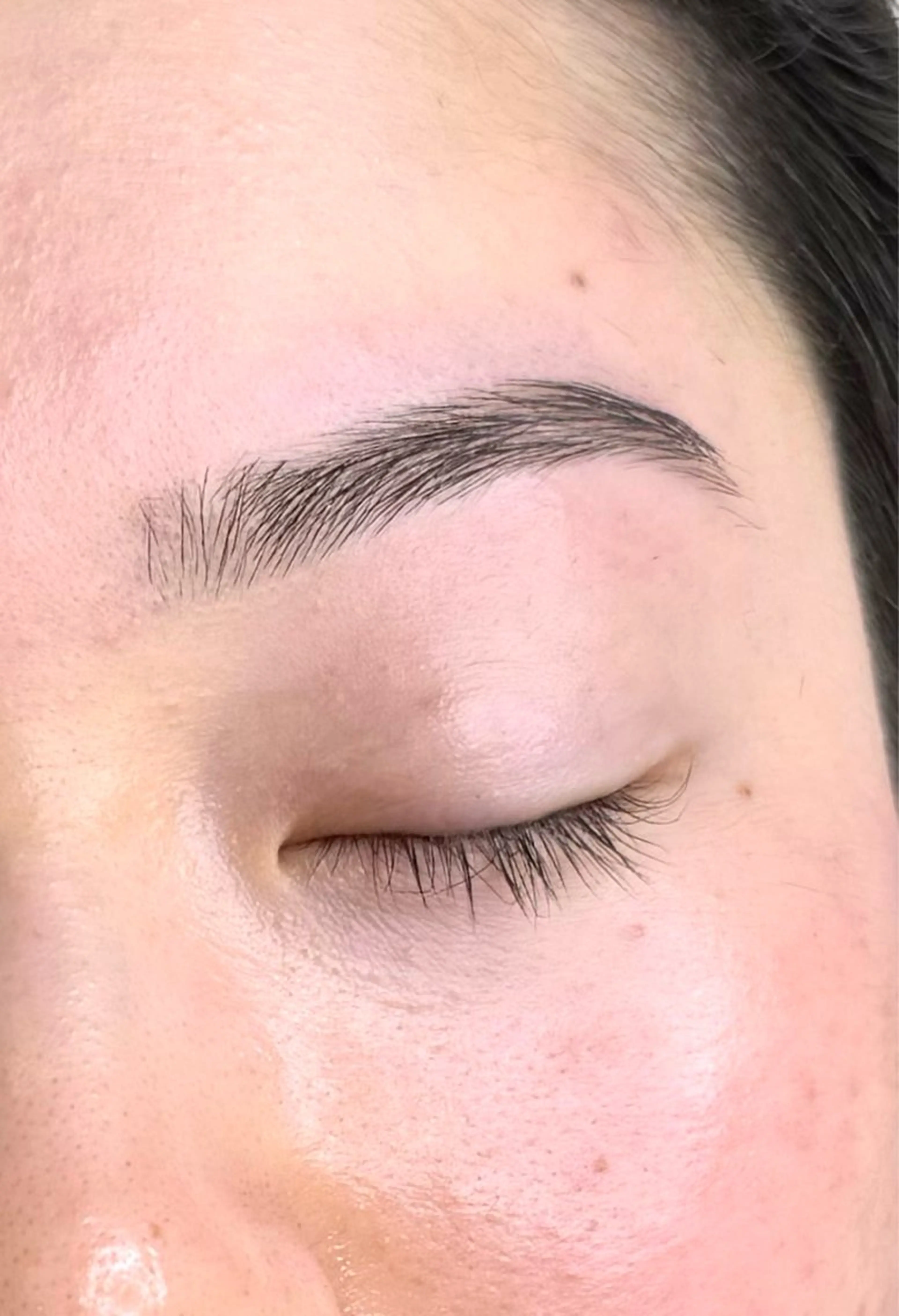 アイブロウ 本間 渓のマツエク・マツパデザイン