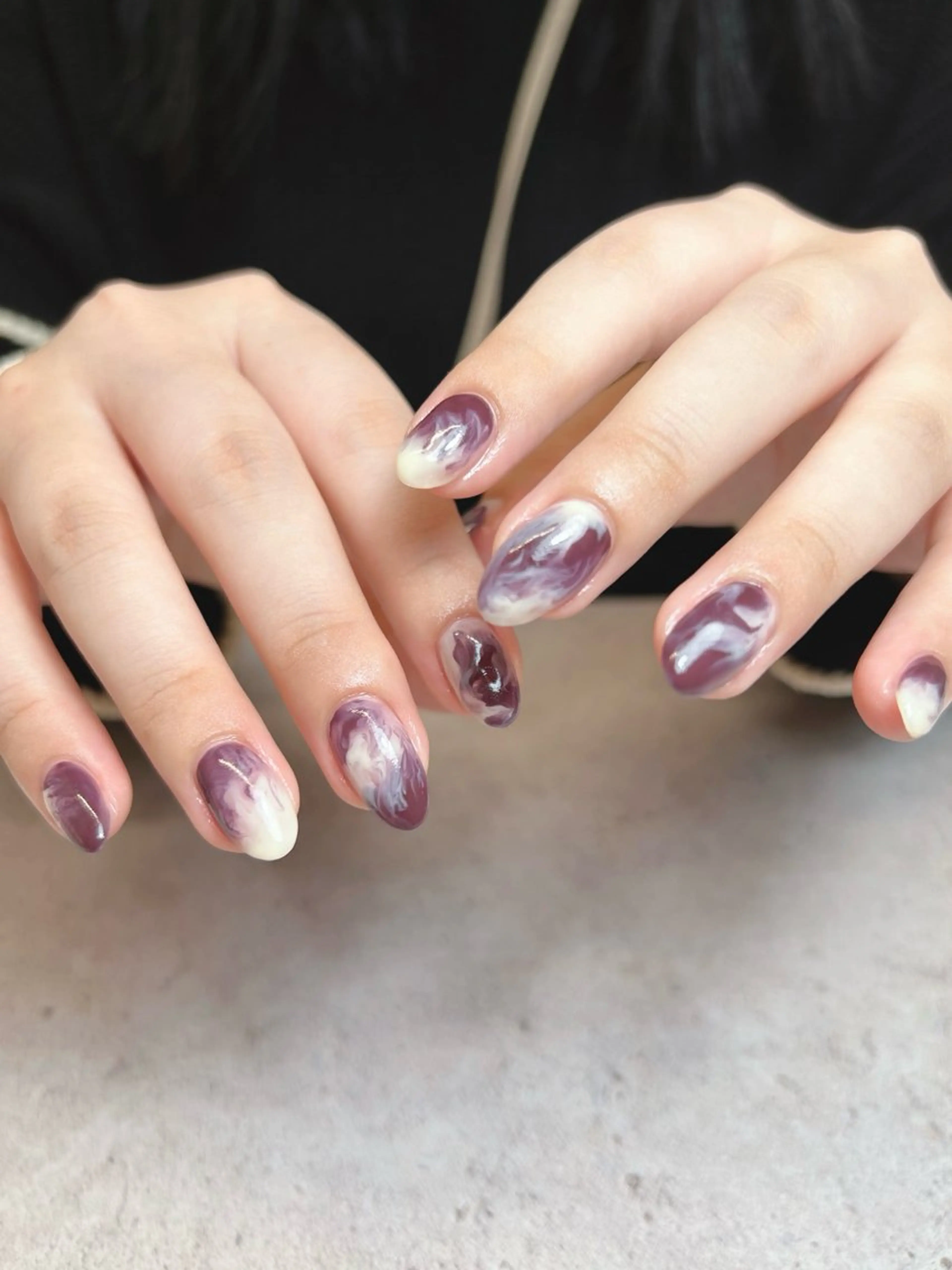 ネイル 大理石ネイル(マーブル) ニュアンスネイル 透灯 TOUTOU所属・透灯 TOUTOU 🪄のネイルデザイン