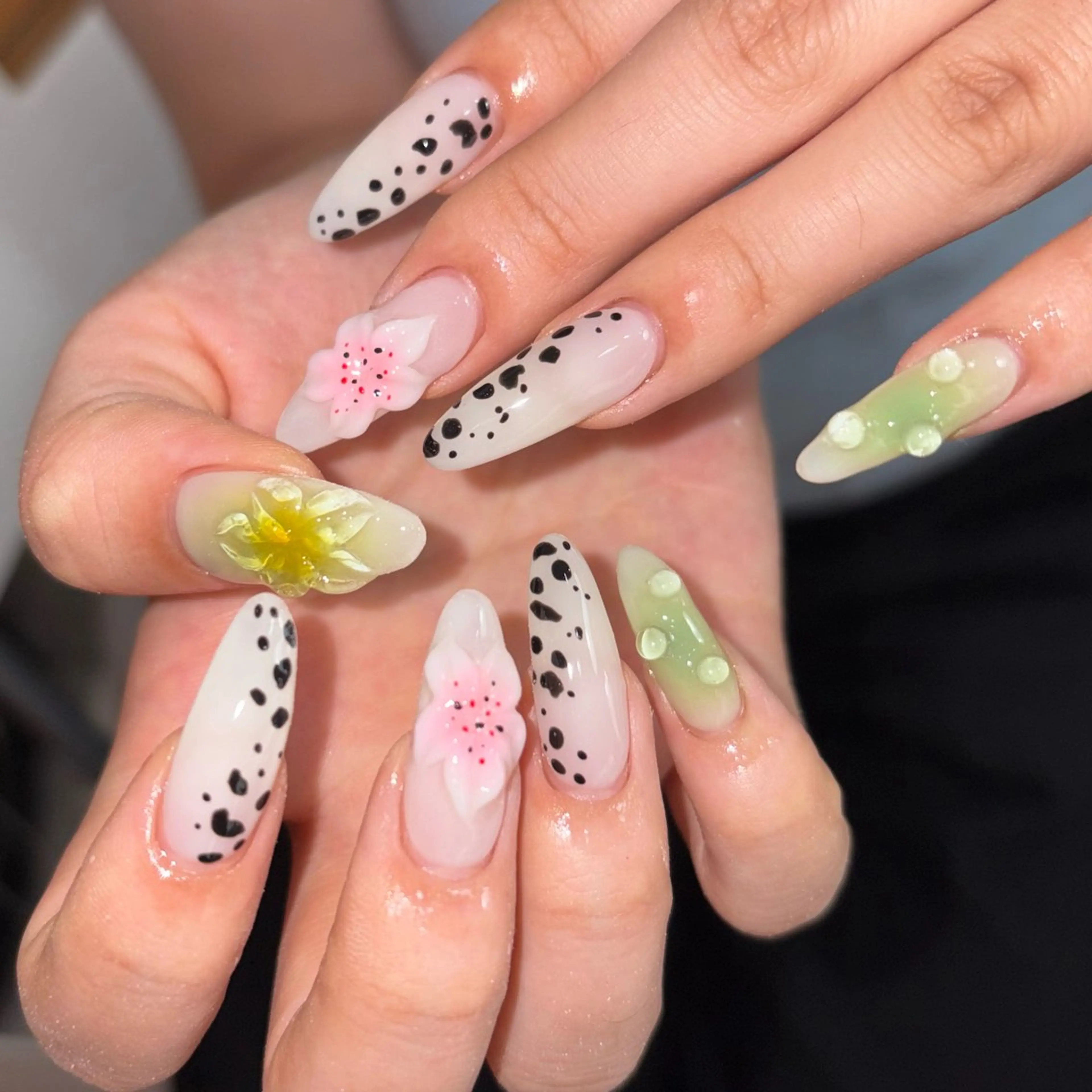 ネイル ハンドネイル ⟡.·coco⟡.· 5月予約受付中のネイルデザイン