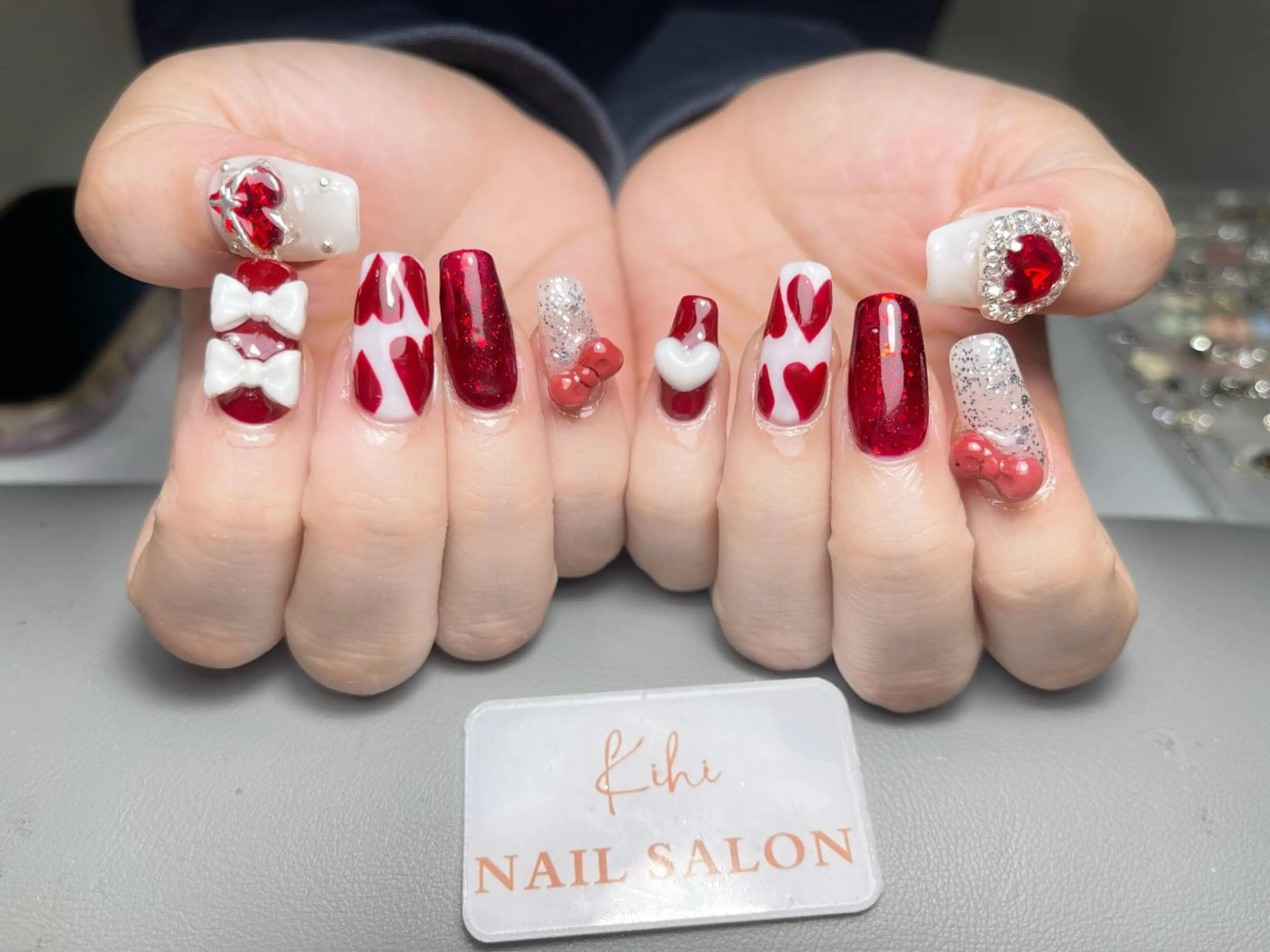 ネイル アートネイル フレンチネイル ジェルネイル グラデーション 韓国ネイル ハンドネイル ハンドケア さくら💮💮 【オフ無料】のネイルデザイン