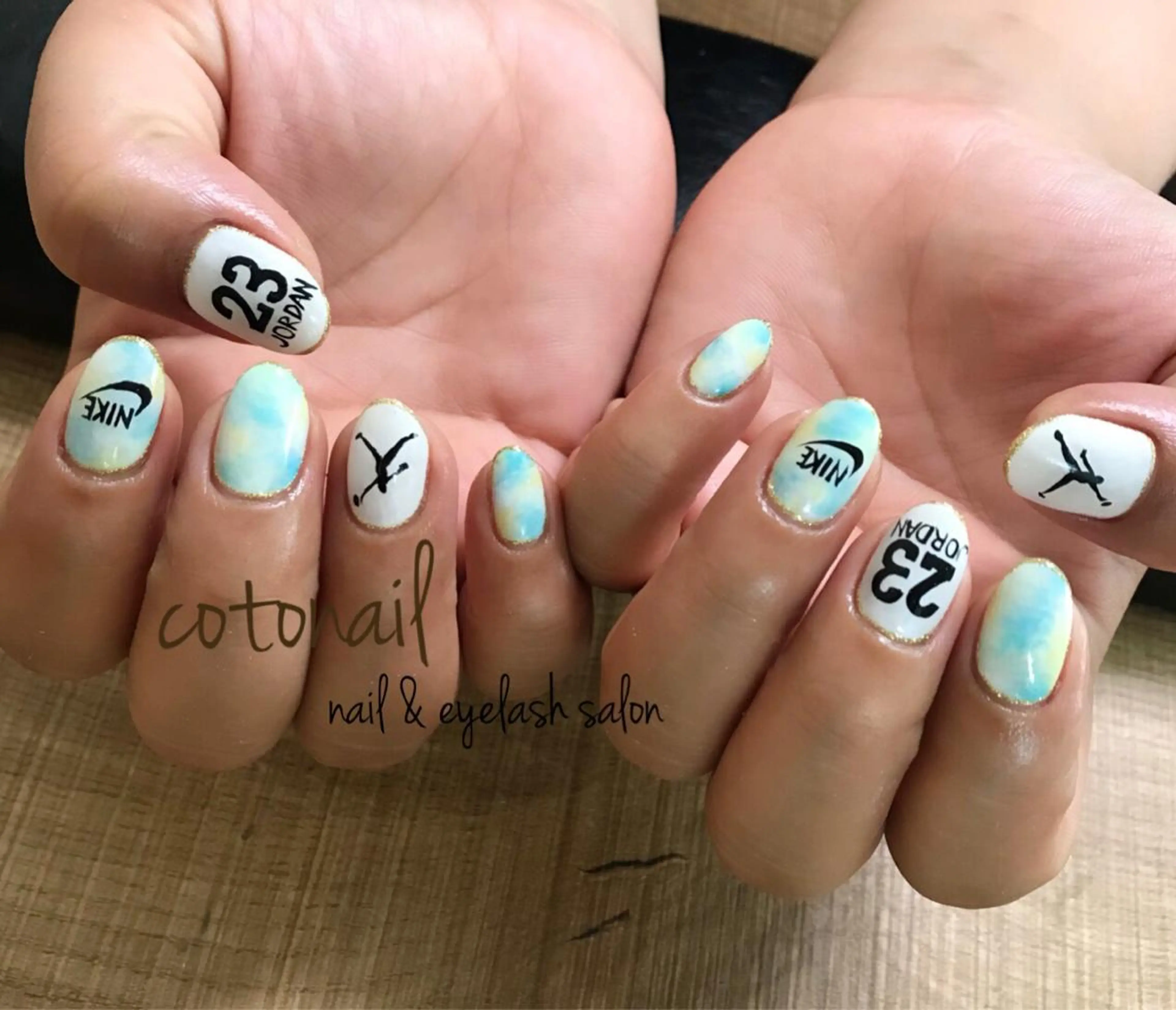 ショート ネイル アートネイル ハンドネイル ツメトマツゲ .のネイルデザイン