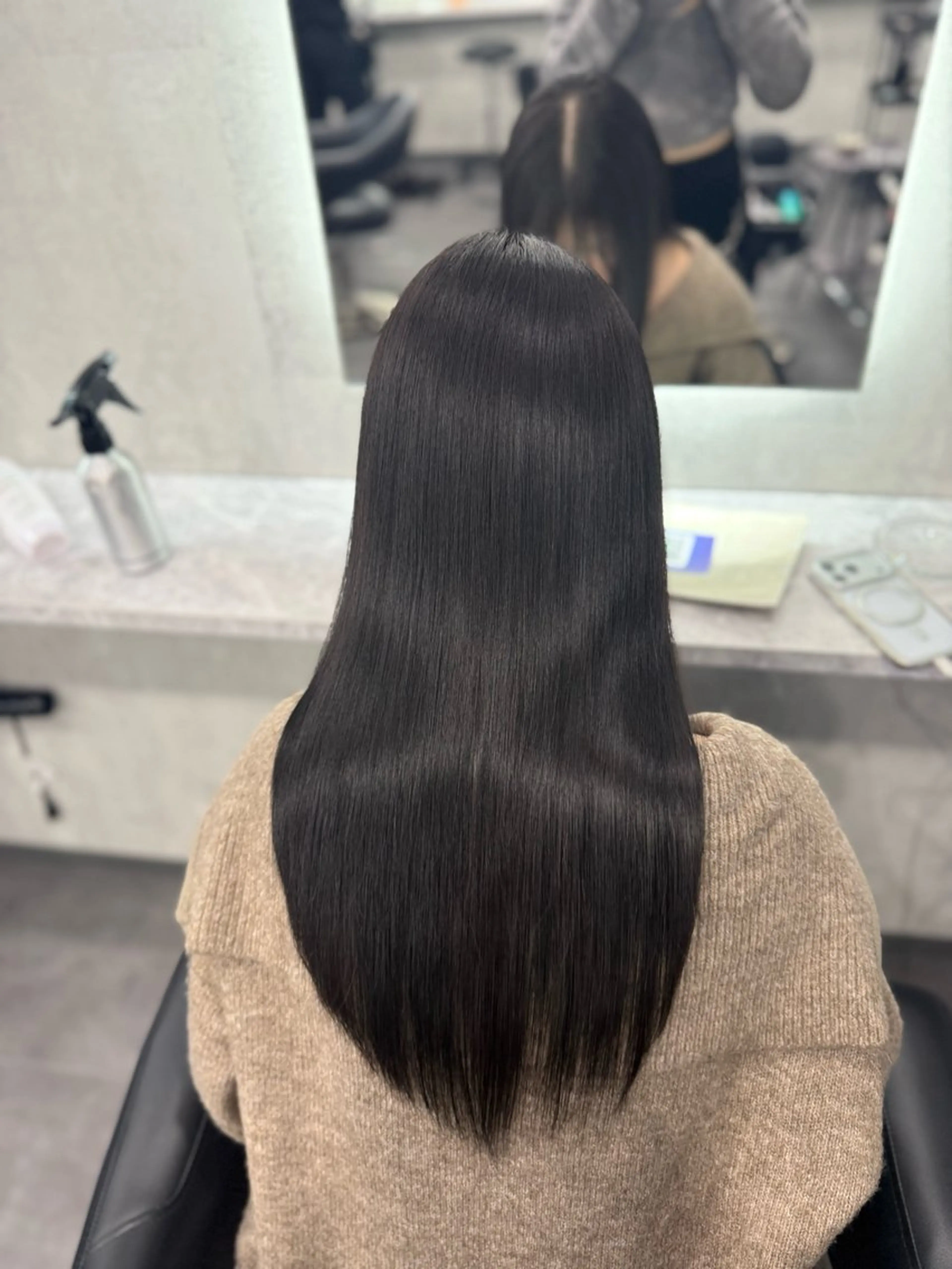 ロング 艶髪レイヤー AZUSAのヘアスタイル