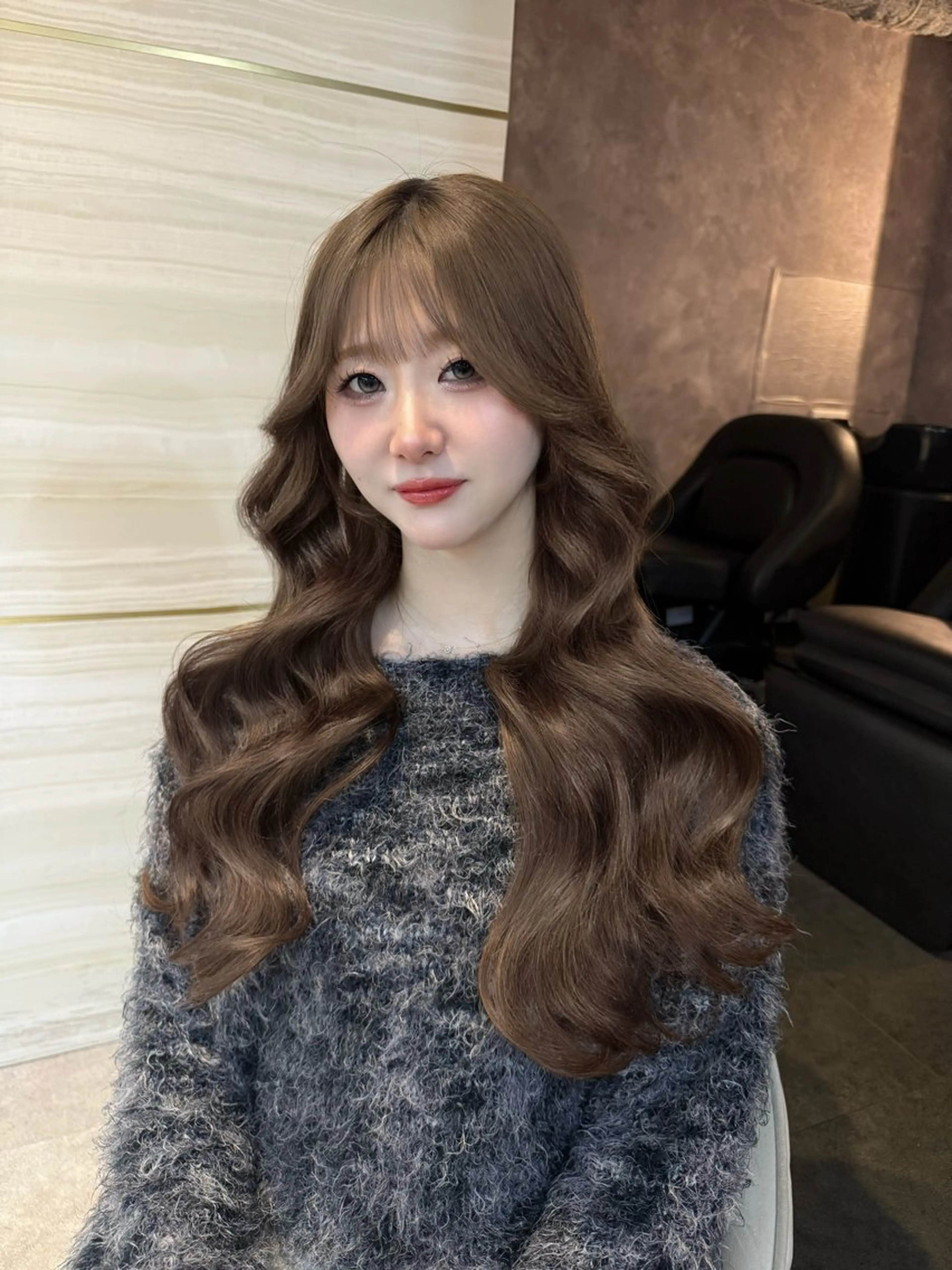 ロング カラー ヘアアレンジ ヘアカラー トリートメント 🌱巴結生🌿大宮 ☁️ミルクティーのヘアスタイル
