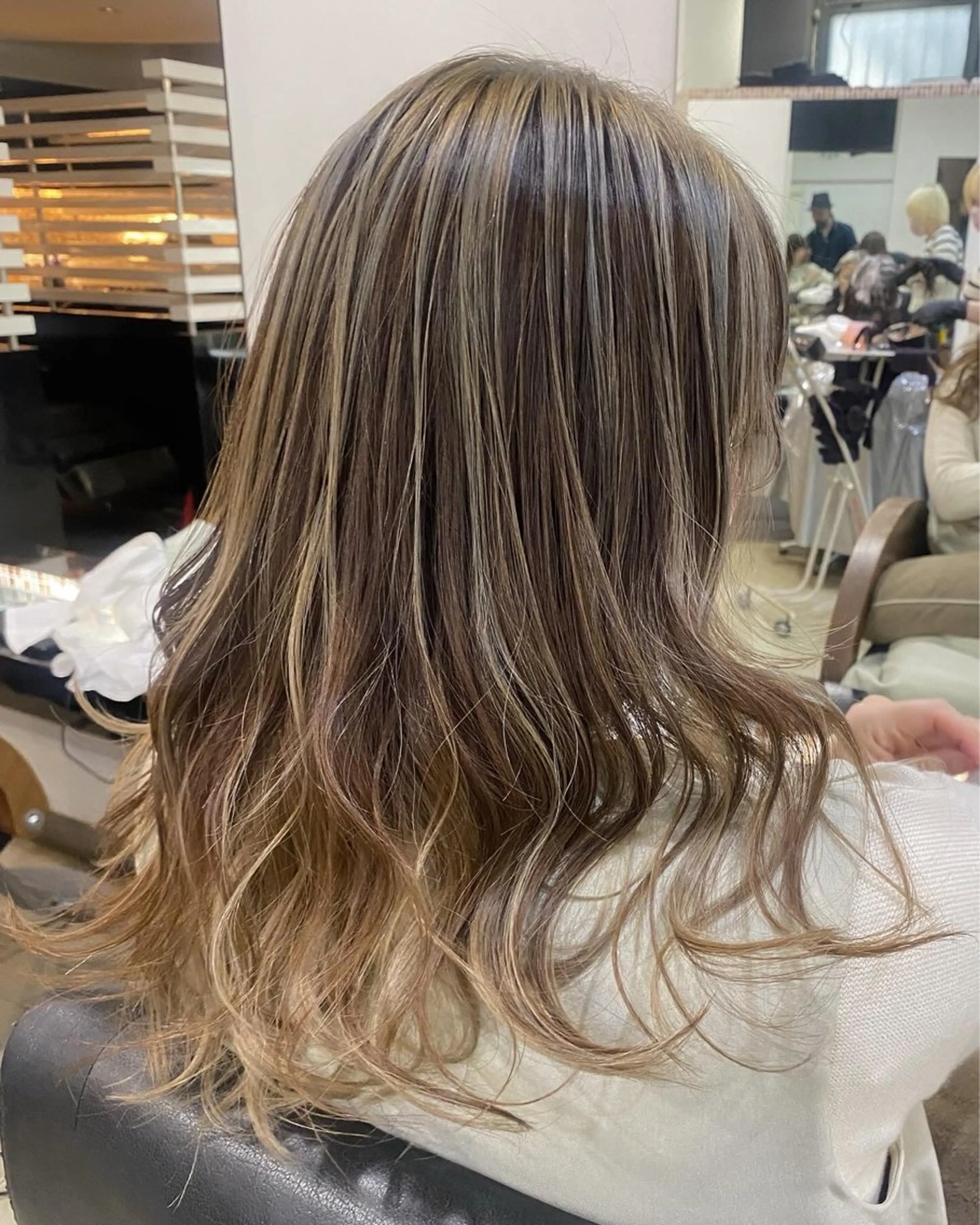 ロング カラー ヘアアレンジ バレイヤージュ レイヤーカット DISCOHAIRsanc（ルジャルダン町田）所属・烏山 達也のヘアスタイル