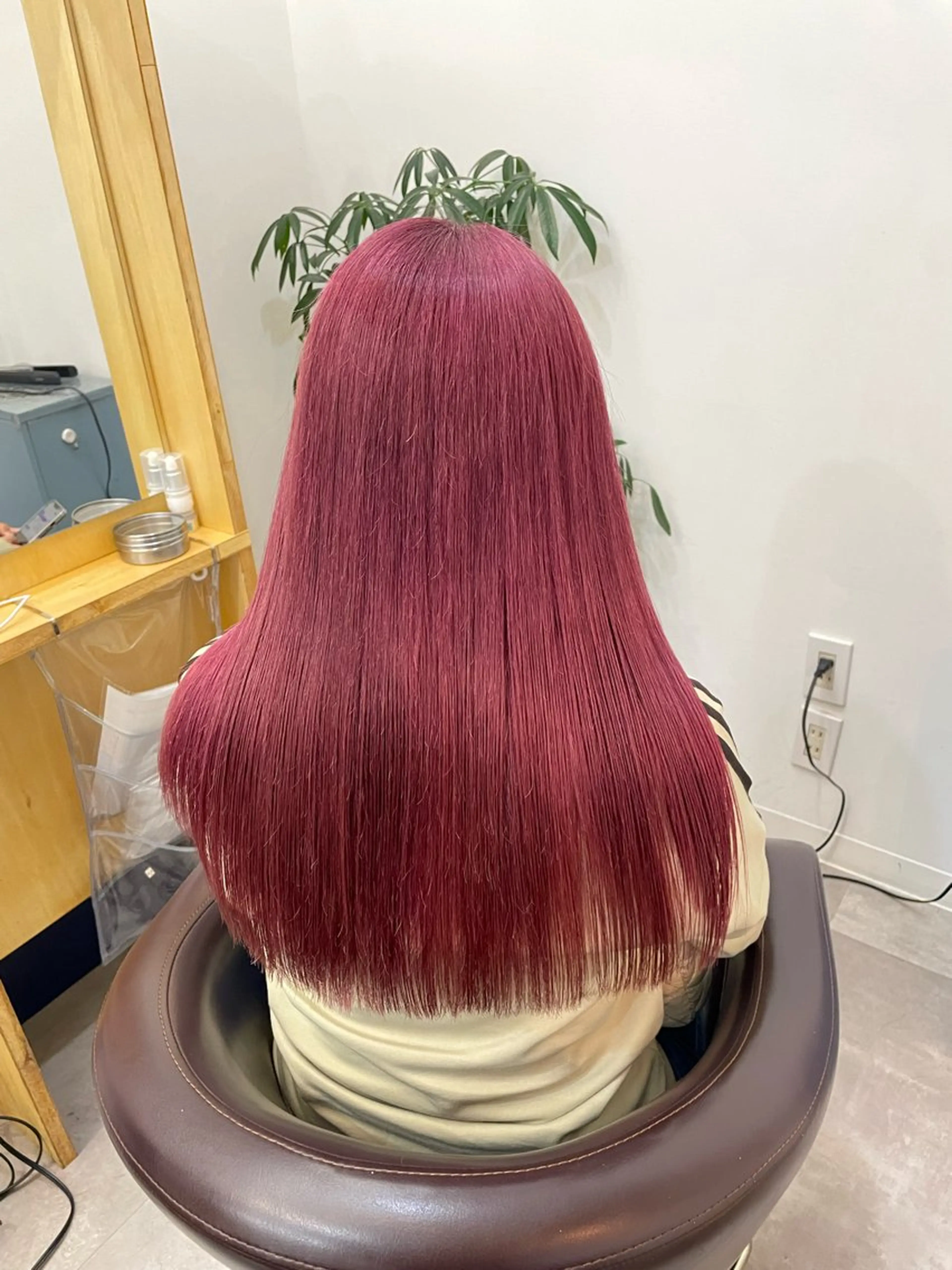 ワンカラー💖+毛先整えカット✂️+超音波トリートメント✨の写真