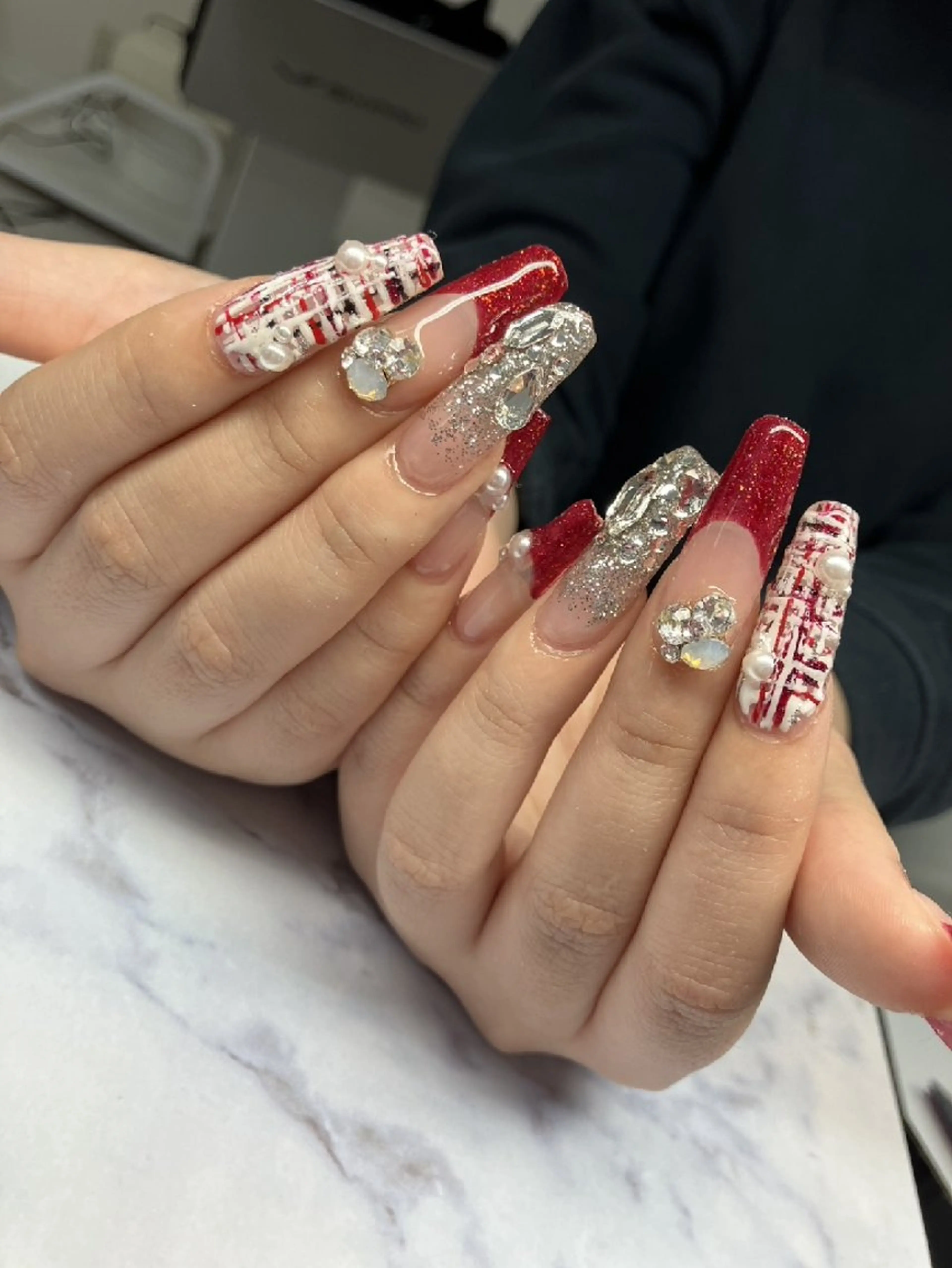 ネイル ハンドネイル JJ  Aiのネイルデザイン
