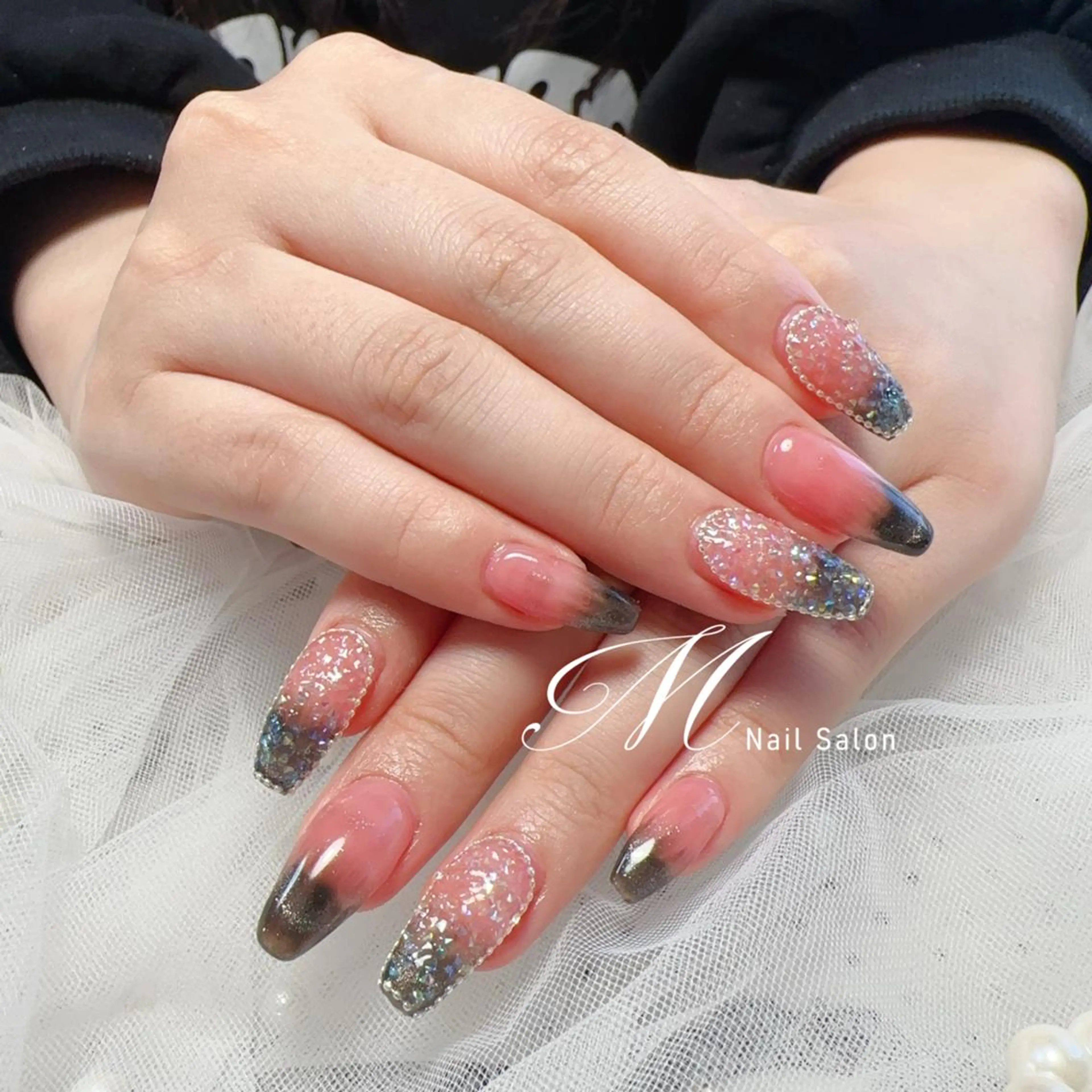 ネイル M✨長さだし専門 85%OFF✨ゴのネイルデザイン