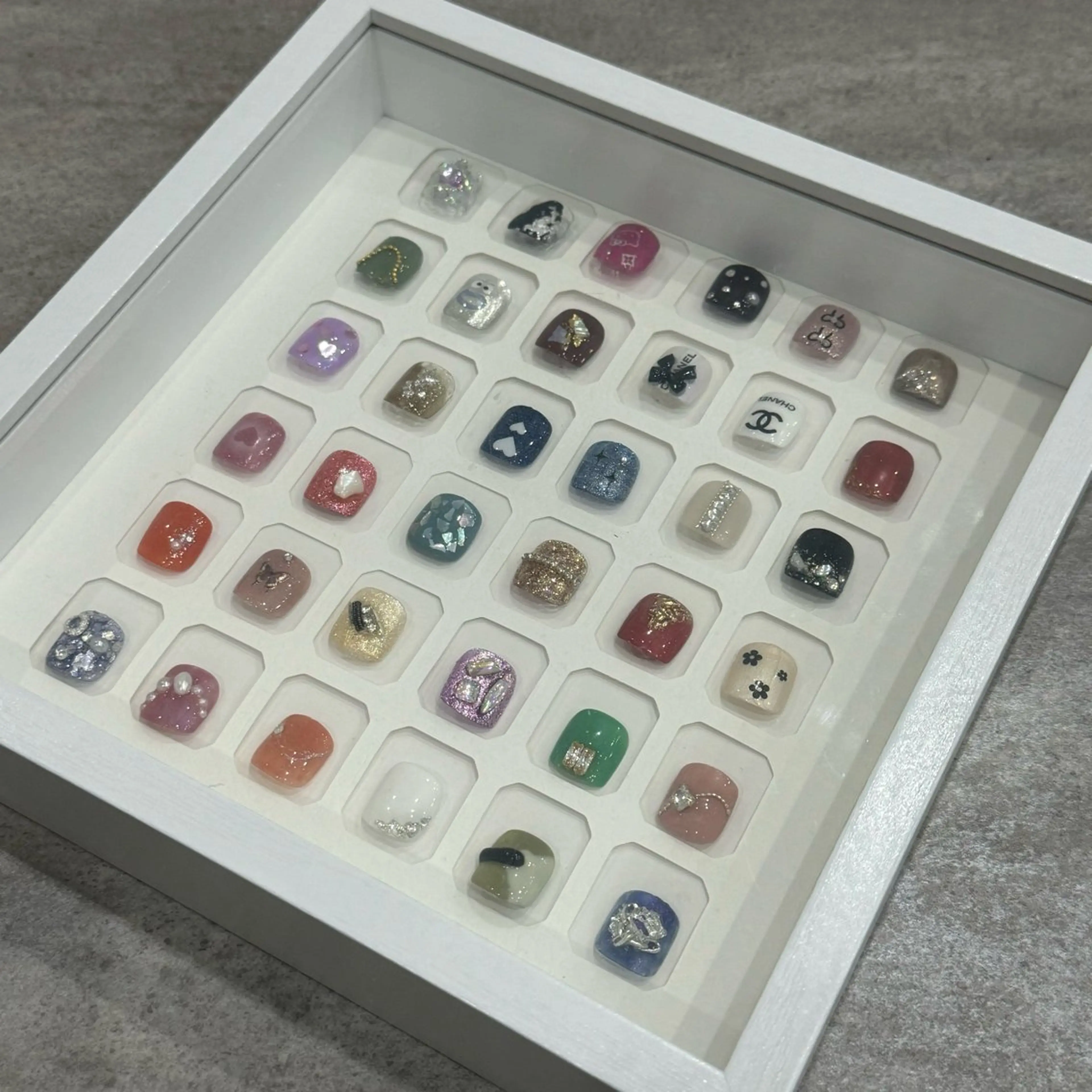 ネイル アートネイル フラッシュネイル フレンチネイル ジェルネイル ガラスフレンチ You&Me Yukiのネイルデザイン