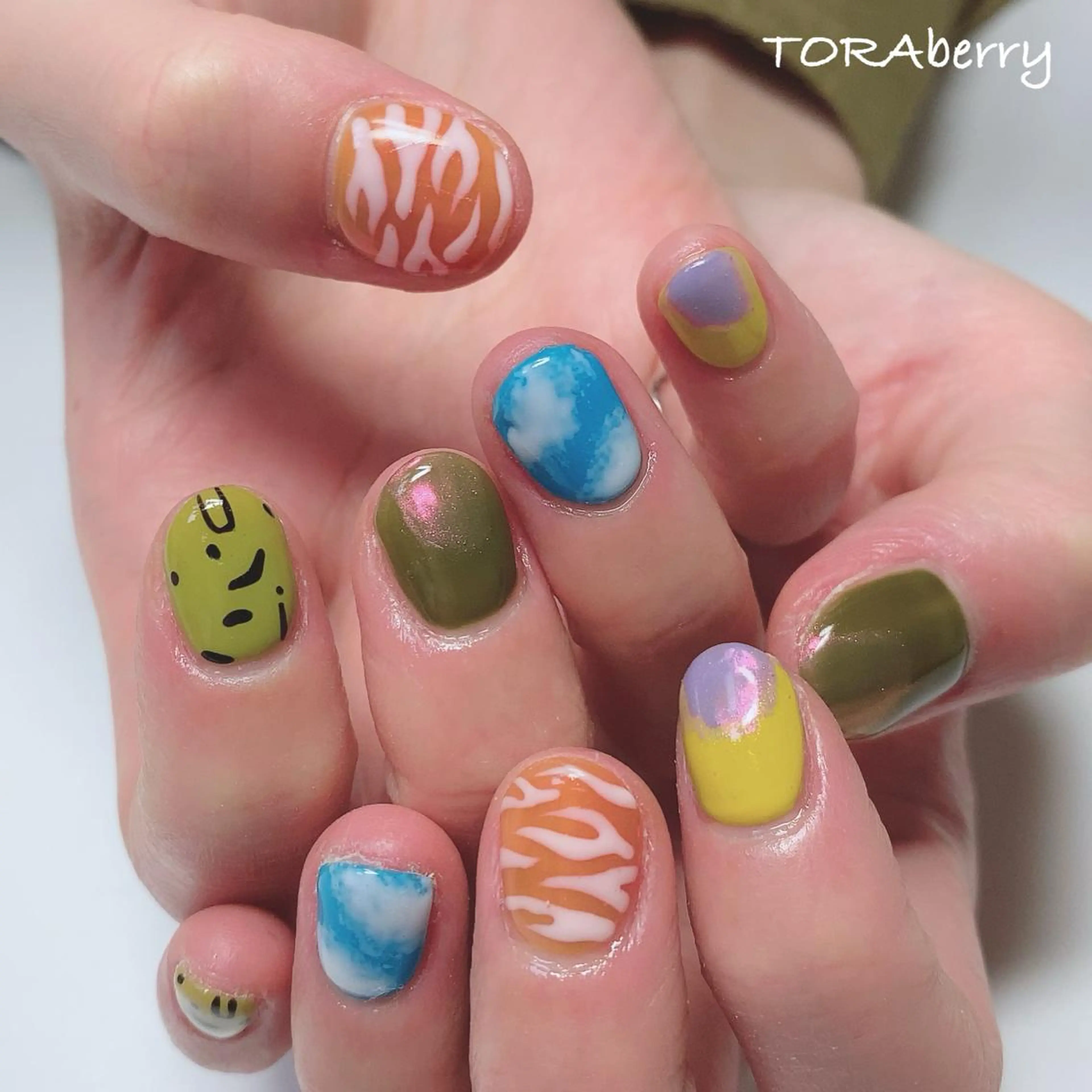 ネイル ネイリスト なつみのネイルデザイン