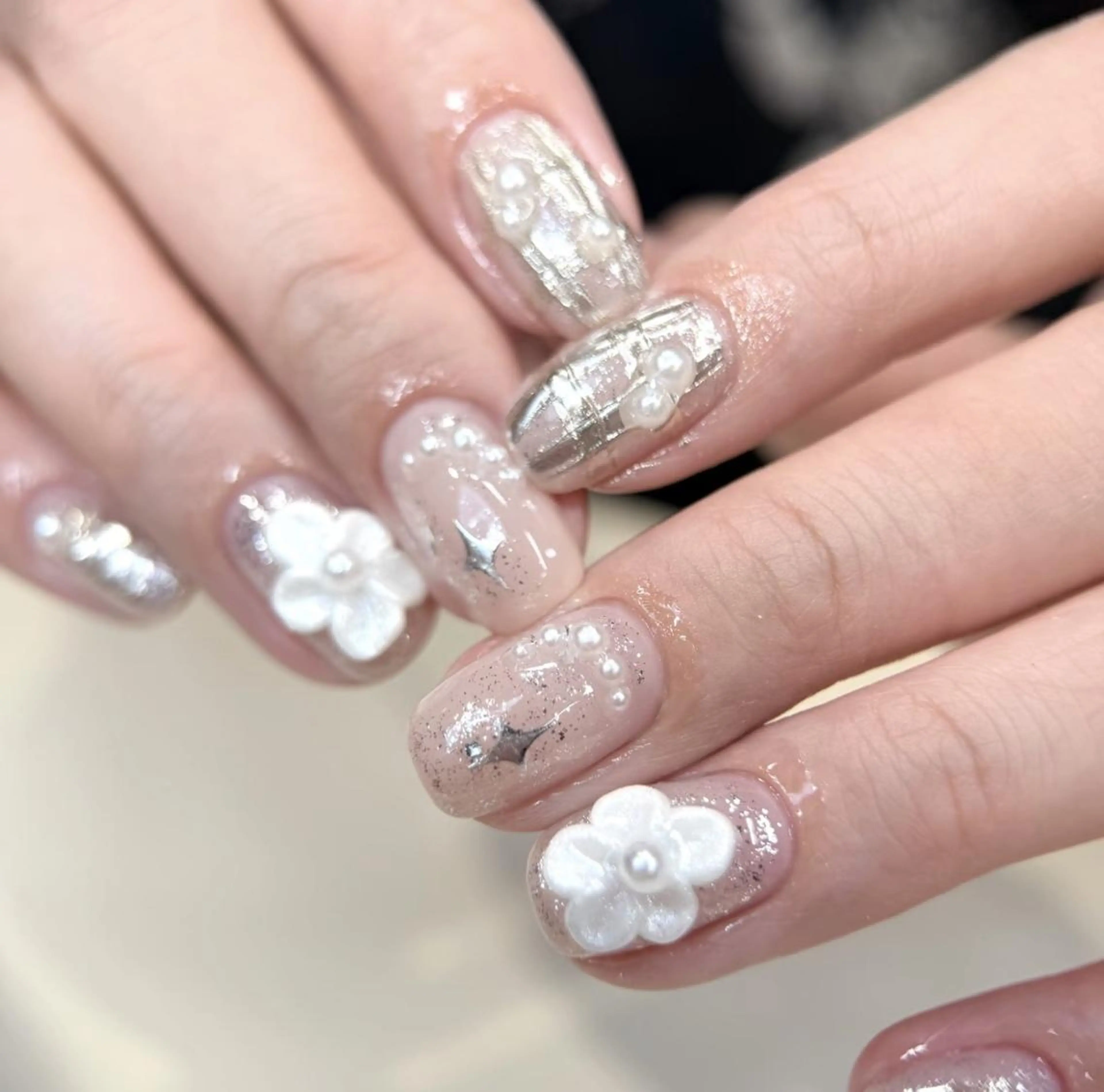 ネイル ハンドネイル 🎀 Ayaka_nailのネイルデザイン
