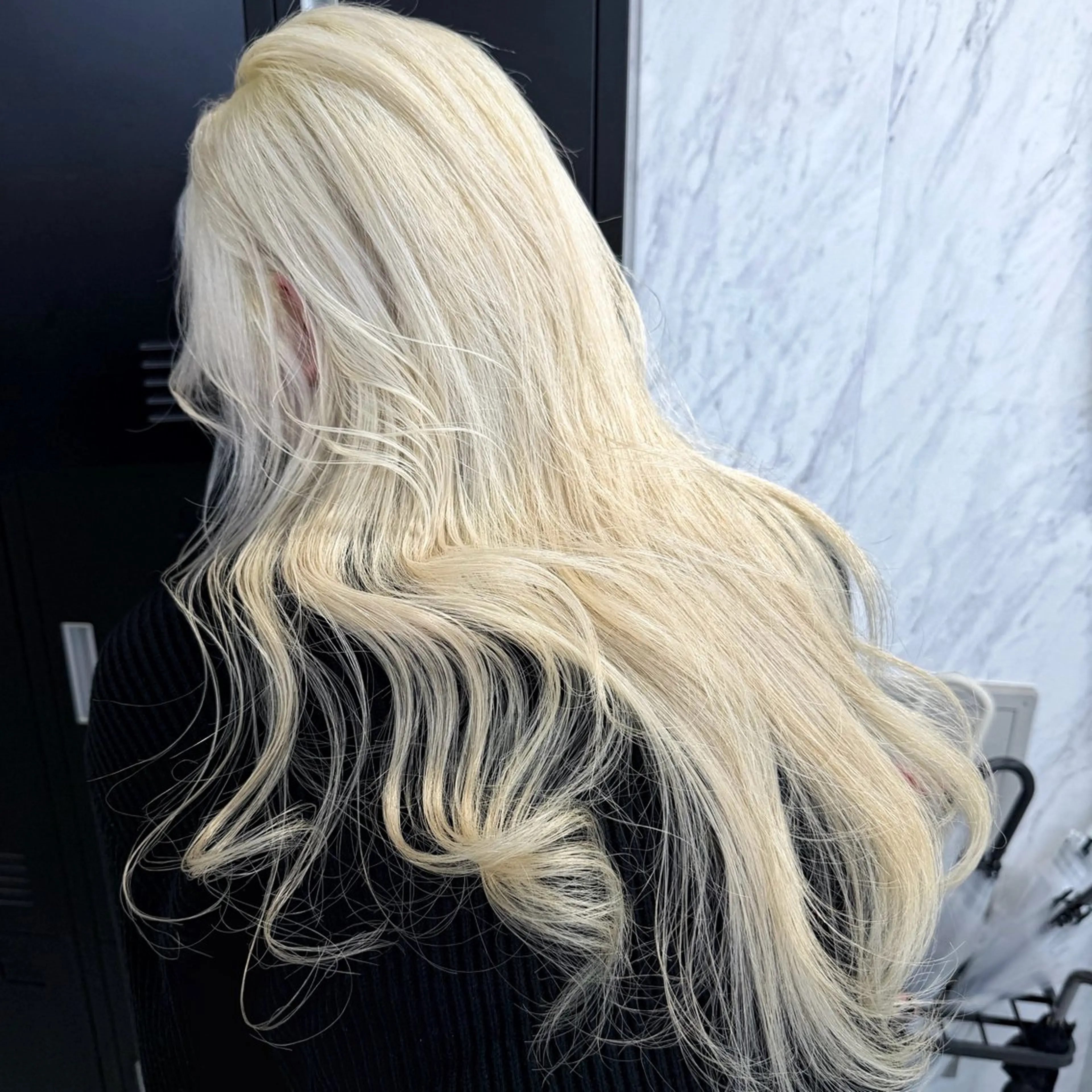 ロング カラー シールエクステ ハイトーンカラー エクステ ヘアカラー エクステ シールエクステ特化 ハイトーン、NANAのヘアスタイル