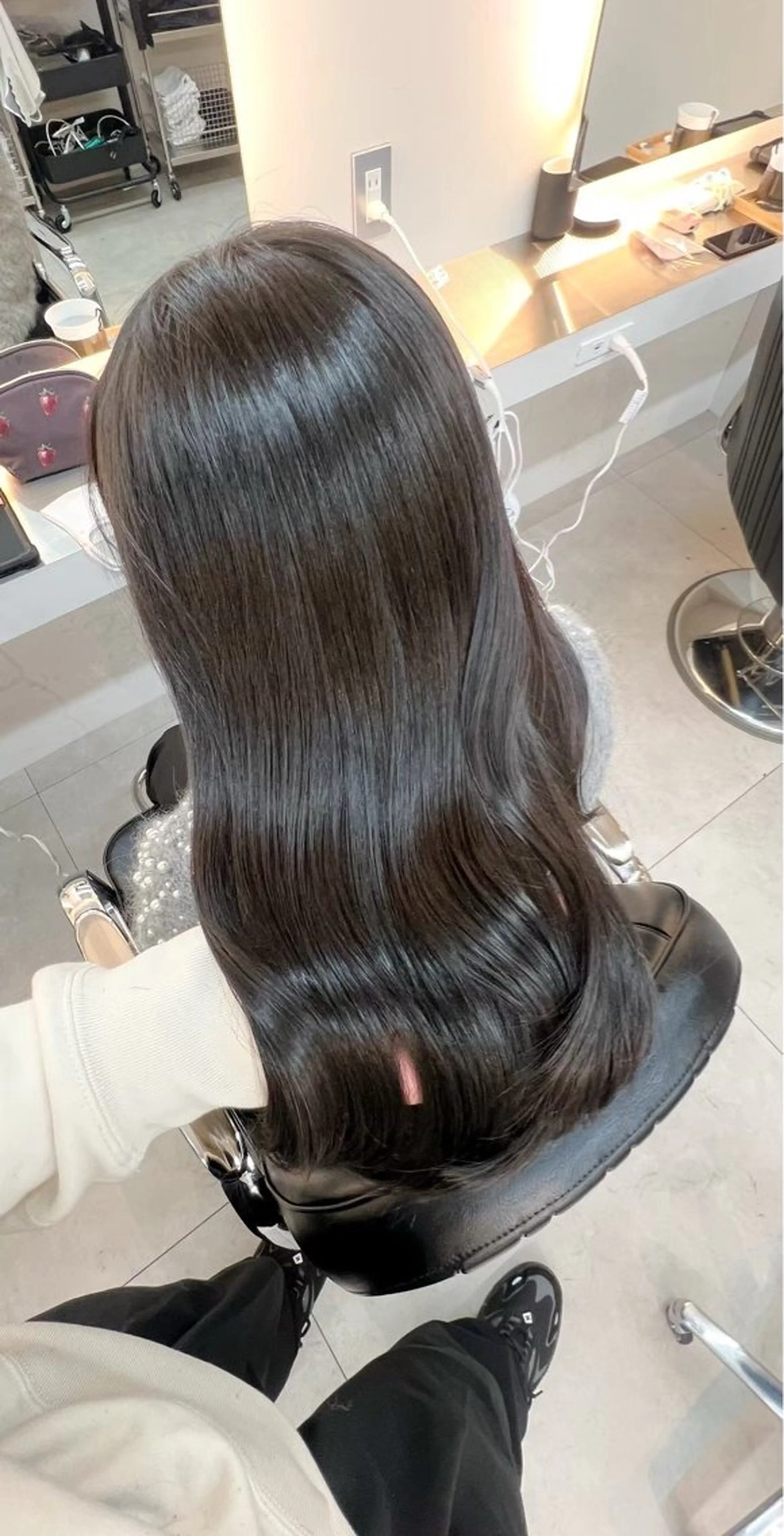 縮毛矯正 殿守 優貴のヘアスタイル