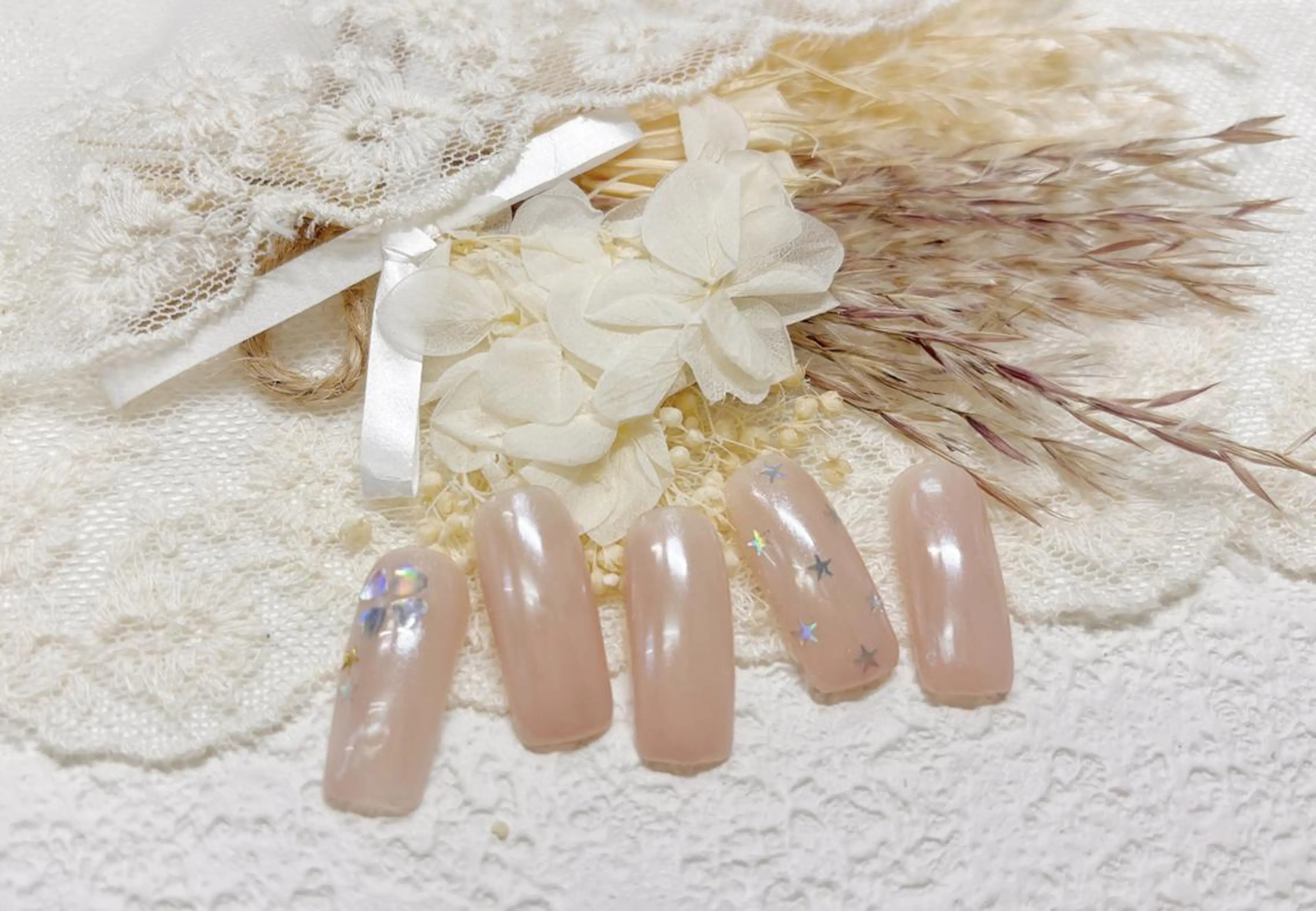 ネイル オーロラネイル チークネイル 長さ出し フットネイル フレンチネイル ハンドネイル リラネイル すみれのネイルデザイン