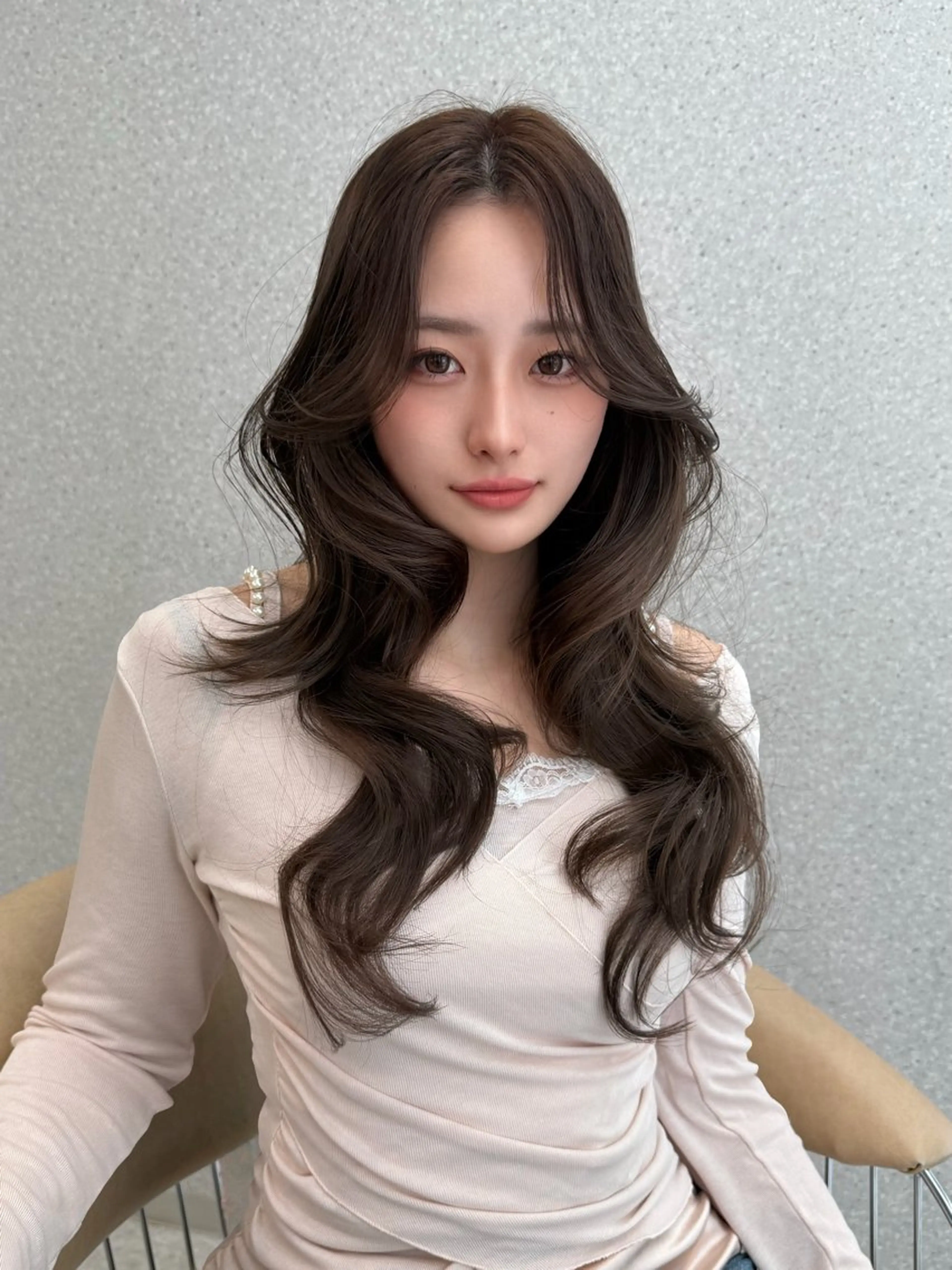 ロング 顔周りカット レイヤーカット 似合わせカット 小顔カット カット ヘアカラー トリートメント 当日予約/天神美容室 HACKのヘアスタイル