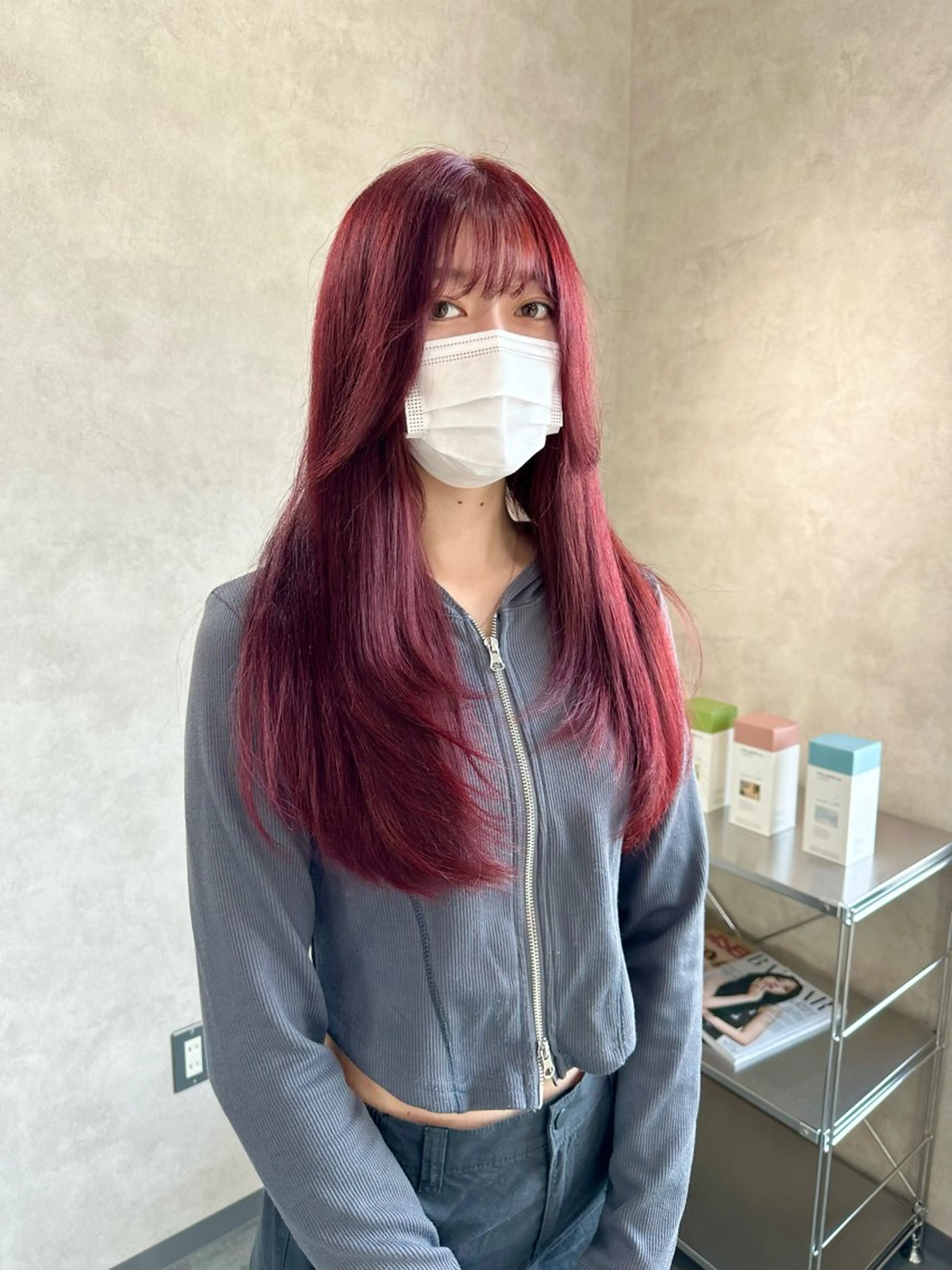 ロング カラー レッドカラー ヘアカラー JILL by charme所属・小山/透明感カラー/ レイヤー/中茎涼太のヘアスタイル