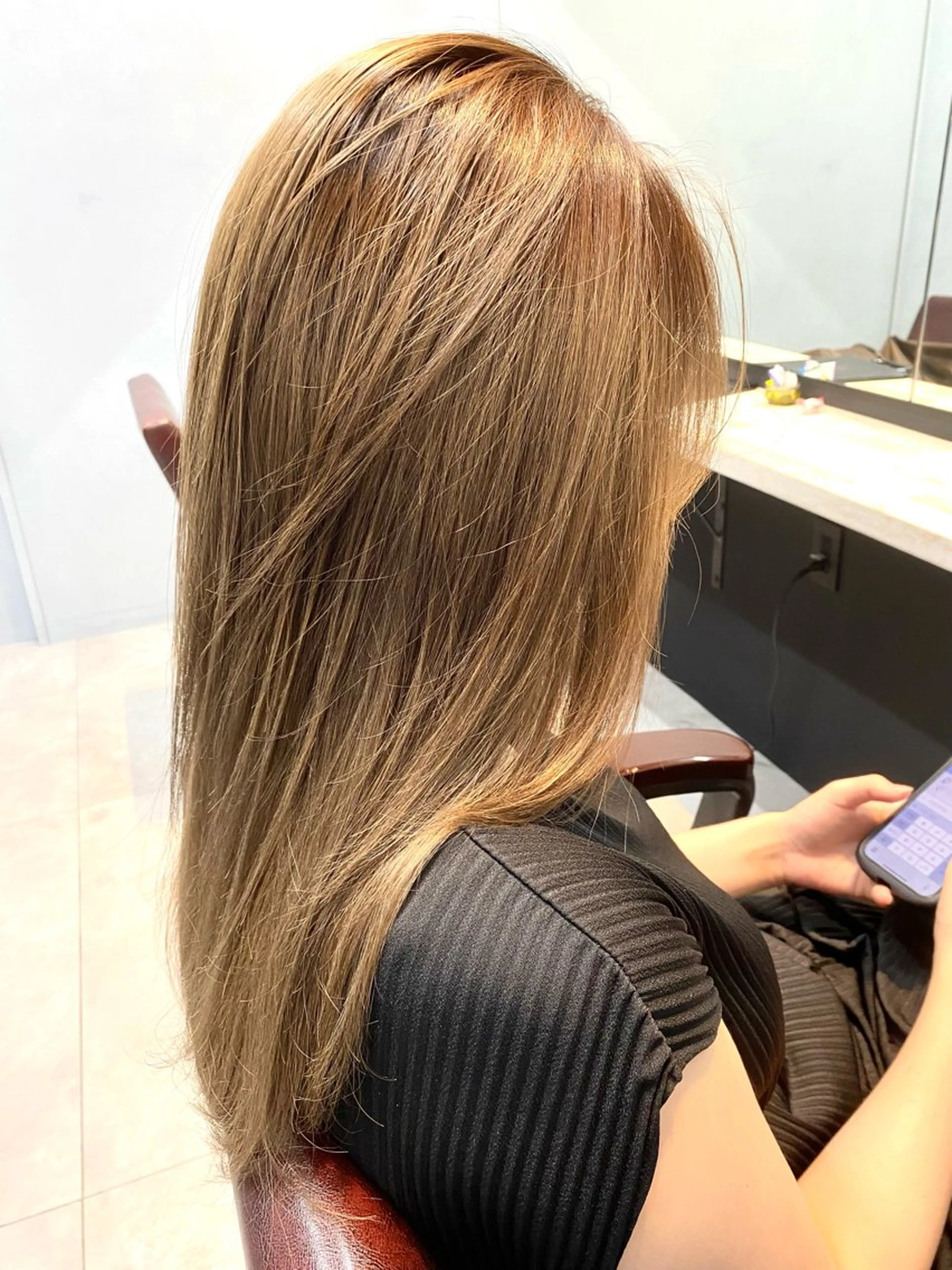 ミディアム カラー ヘアカラー ✨デザインカラー✨ ✂️kouki✂️のヘアスタイル