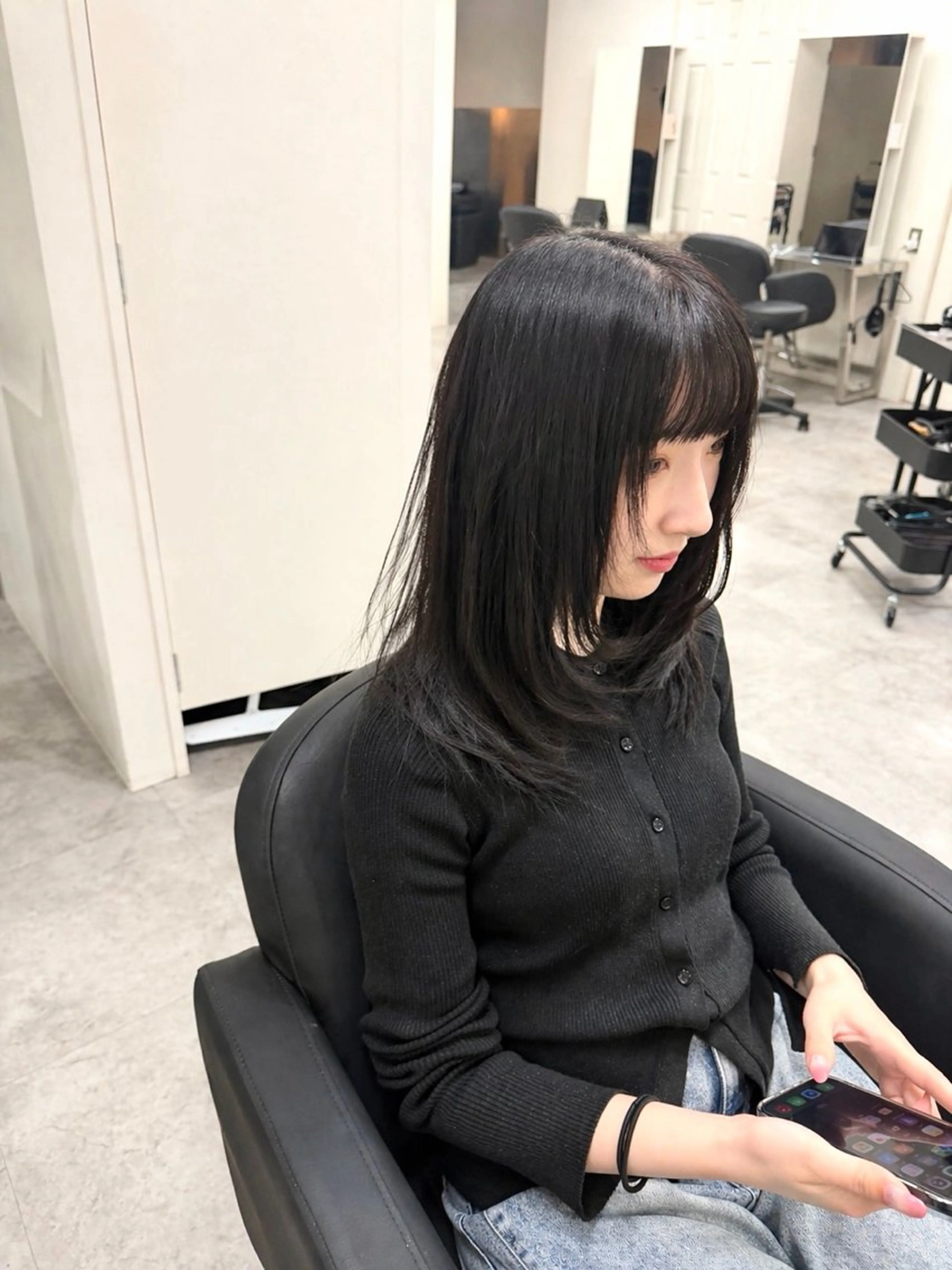 ミディアム カット ヘアカラー トリートメント 🫧とぅるん艶髪🫧 透明感カラー×猿渡のヘアスタイル