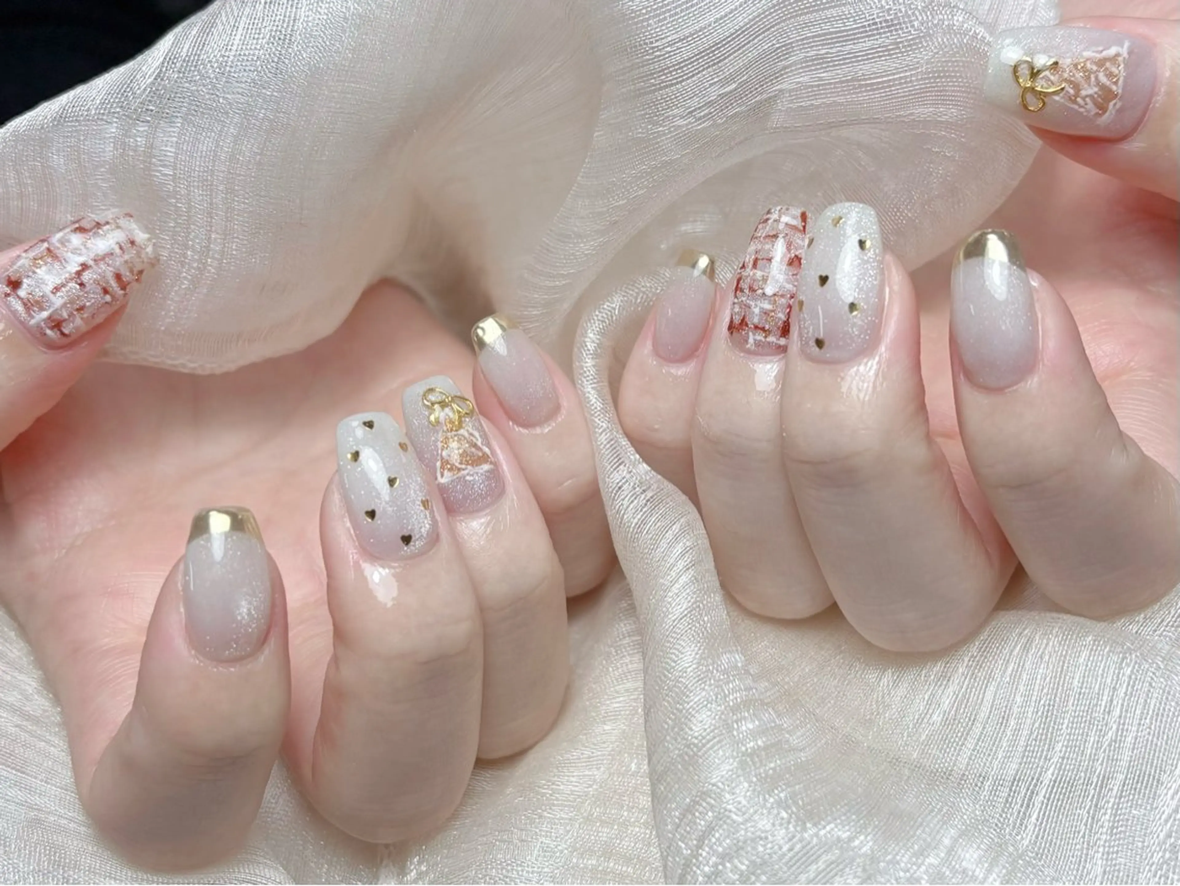 ネイル オーロラネイル チークネイル フレンチネイル ジェルネイル ガラスフレンチ Nail Jolieのネイルデザイン
