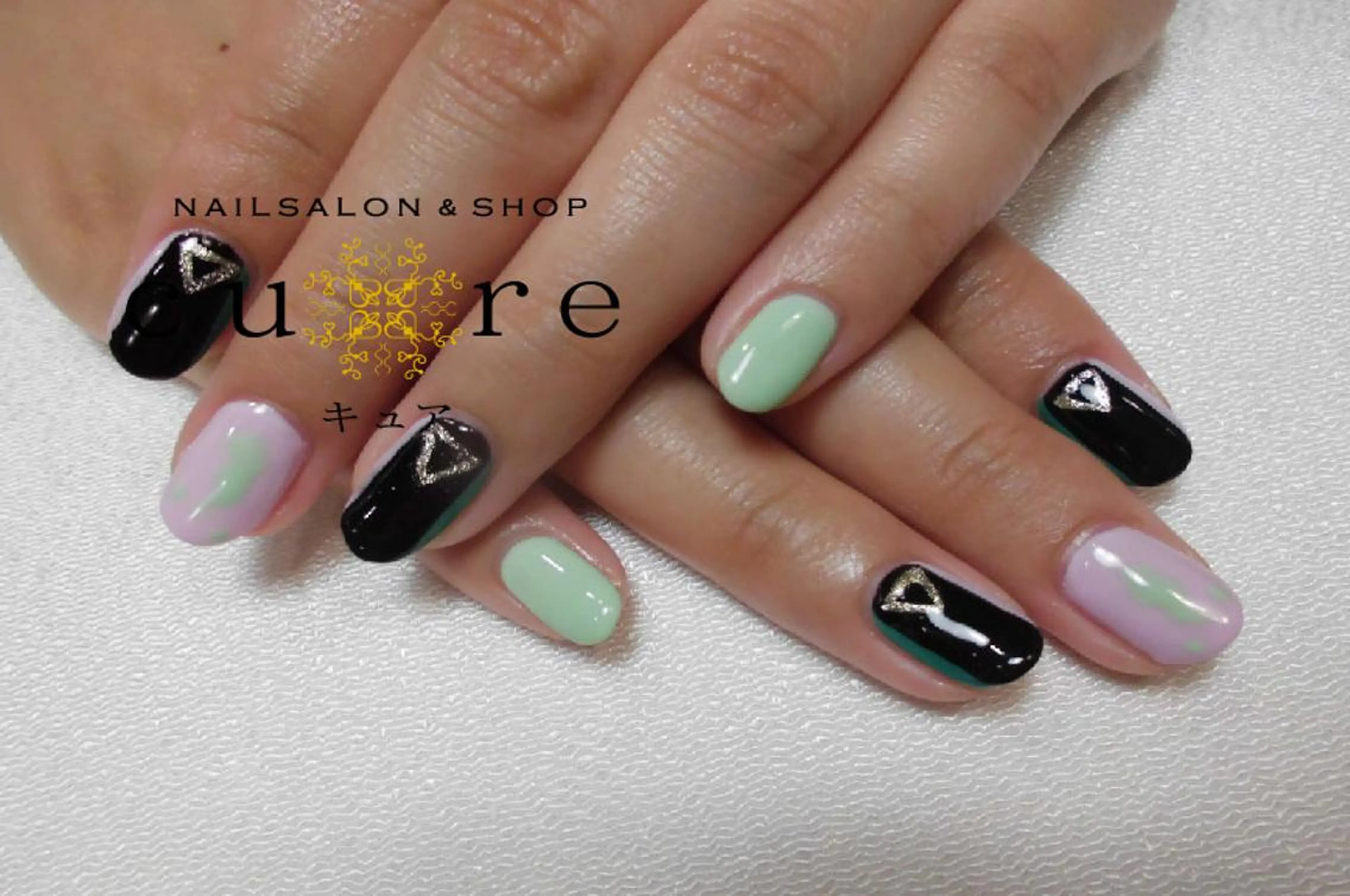 ショート ネイル ネイルサロン Cureのネイルデザイン