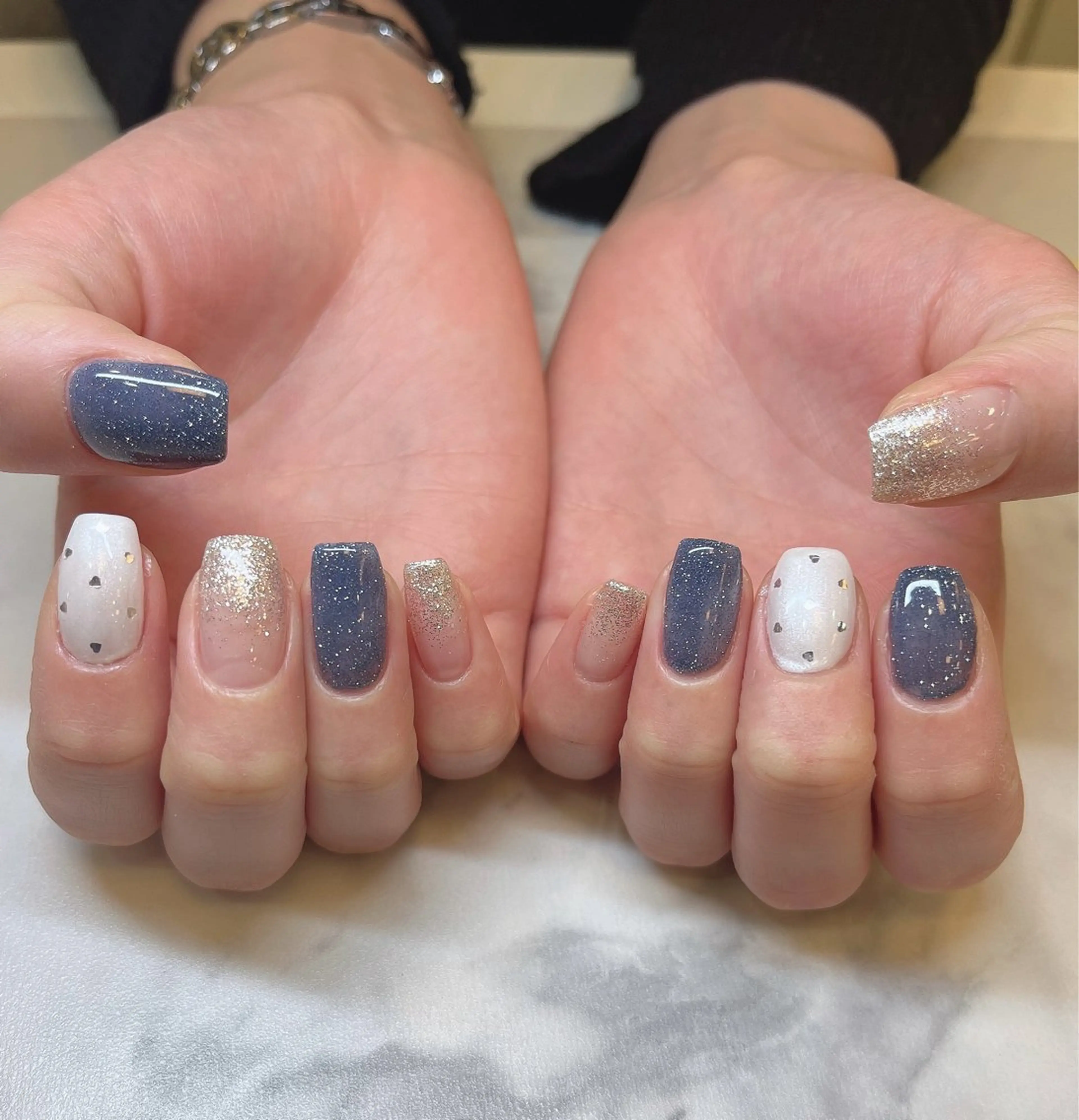 ネイル ラメ(グリッター) ハンドネイル 渡邉 真衣のネイルデザイン