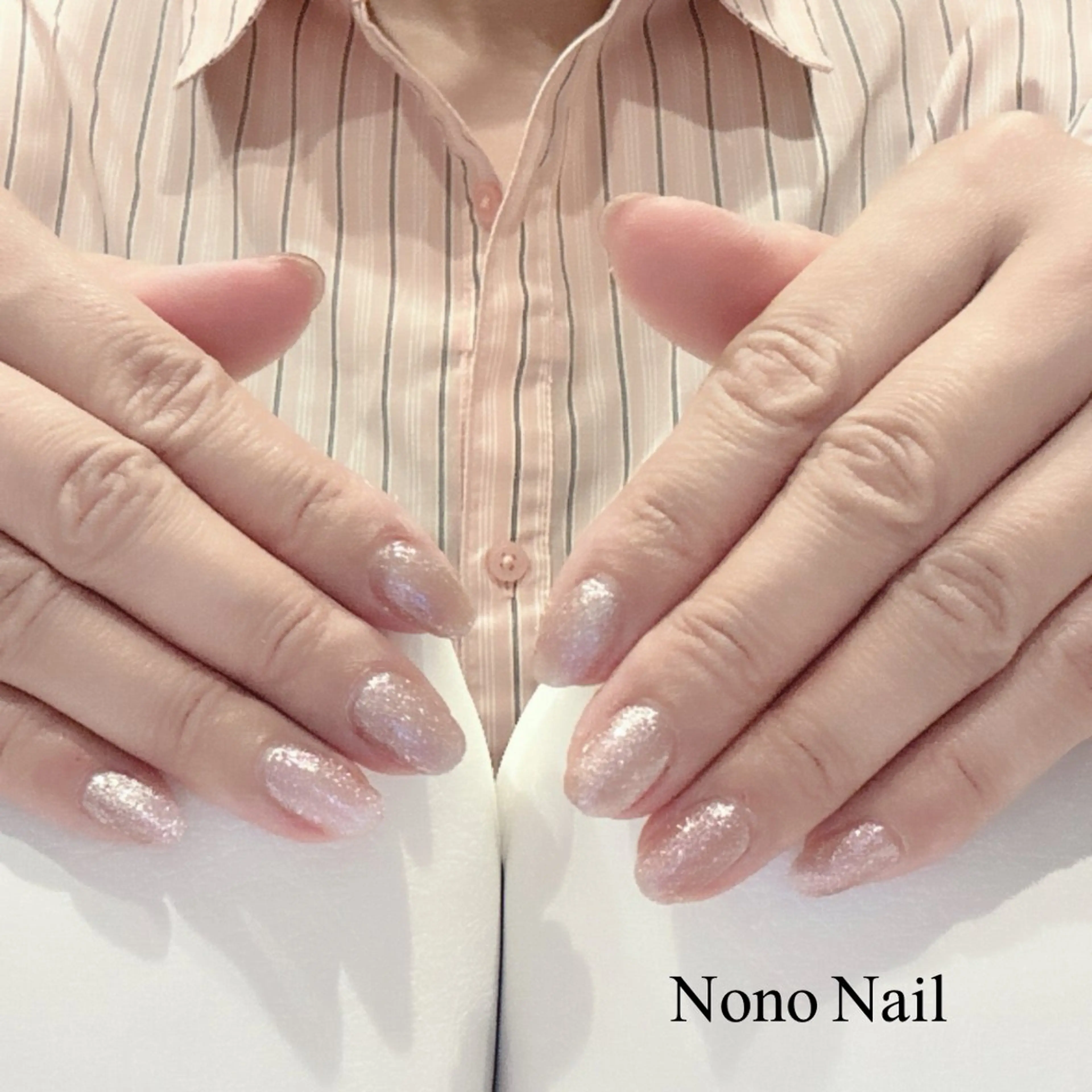 ネイル ラメ(グリッター) ワンカラーネイル ピンク ピンクベージュ シンプルネイル ハンドネイル Nono Nail ノノネイルのネイルデザイン