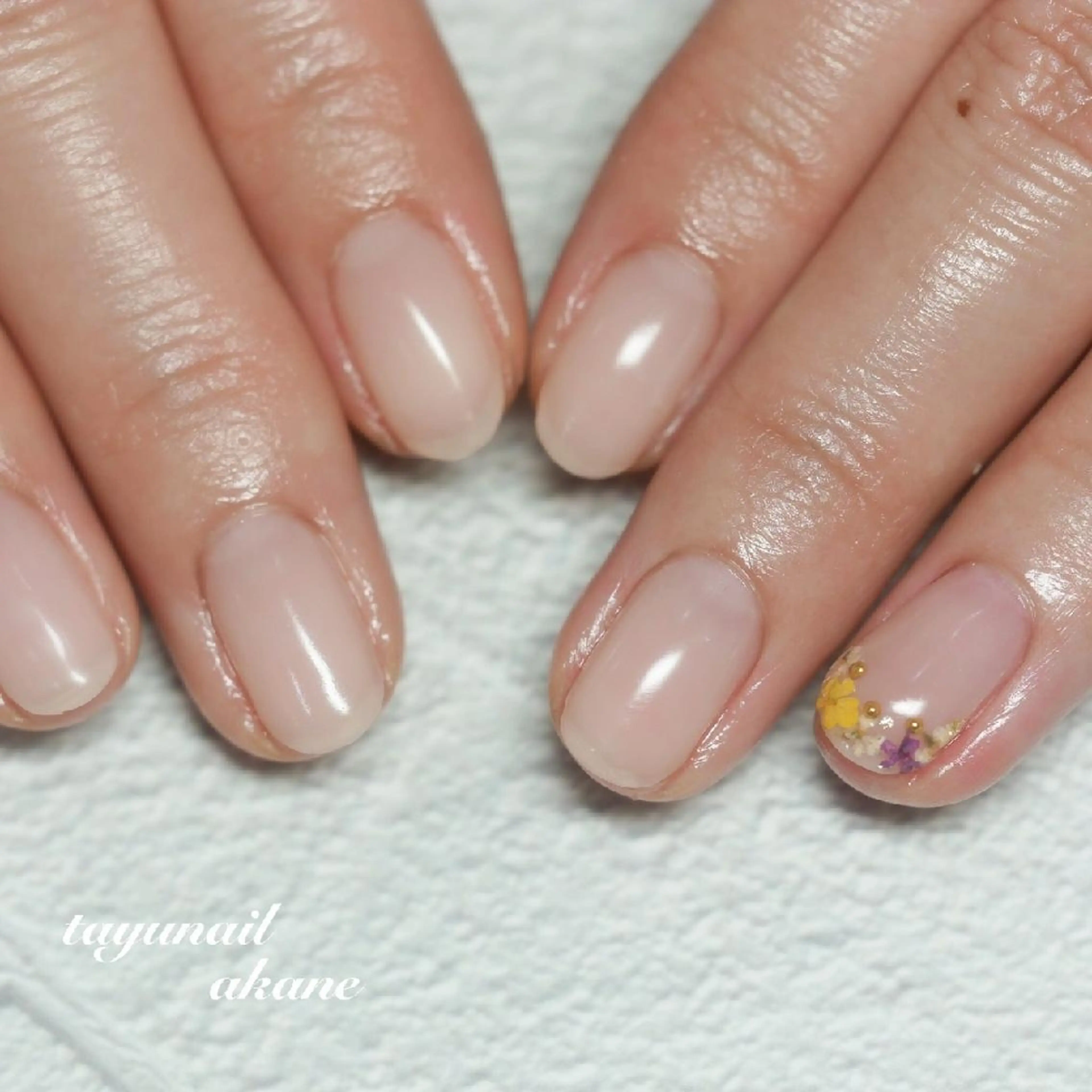 ネイル ブルー フラワーネイル フレンチネイル ジェルネイル パラジェル ネイルサロン 【たゆnail】のネイルデザイン