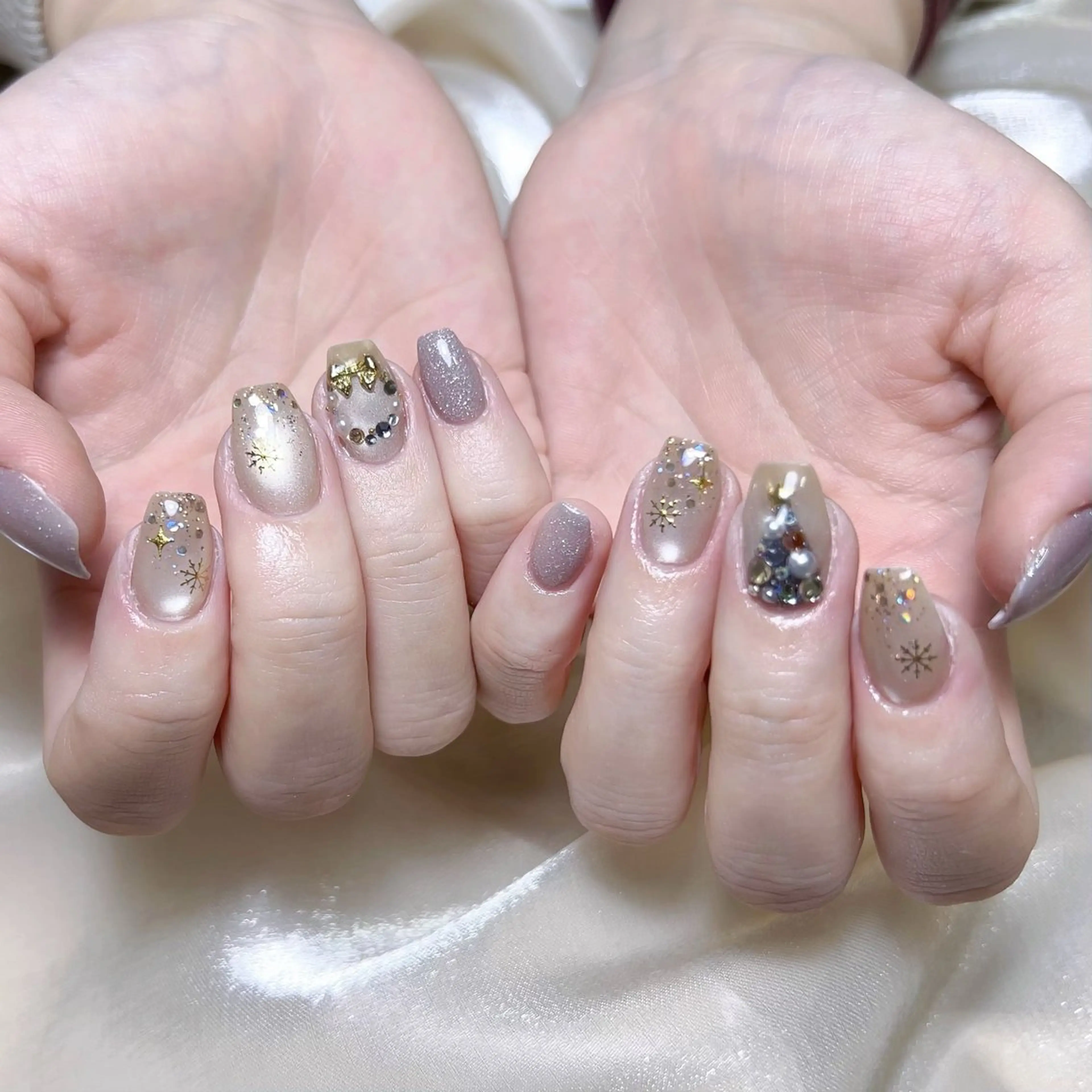 ネイル ハンドネイル フットネイル NAILサロン 木にいるのネイルデザイン