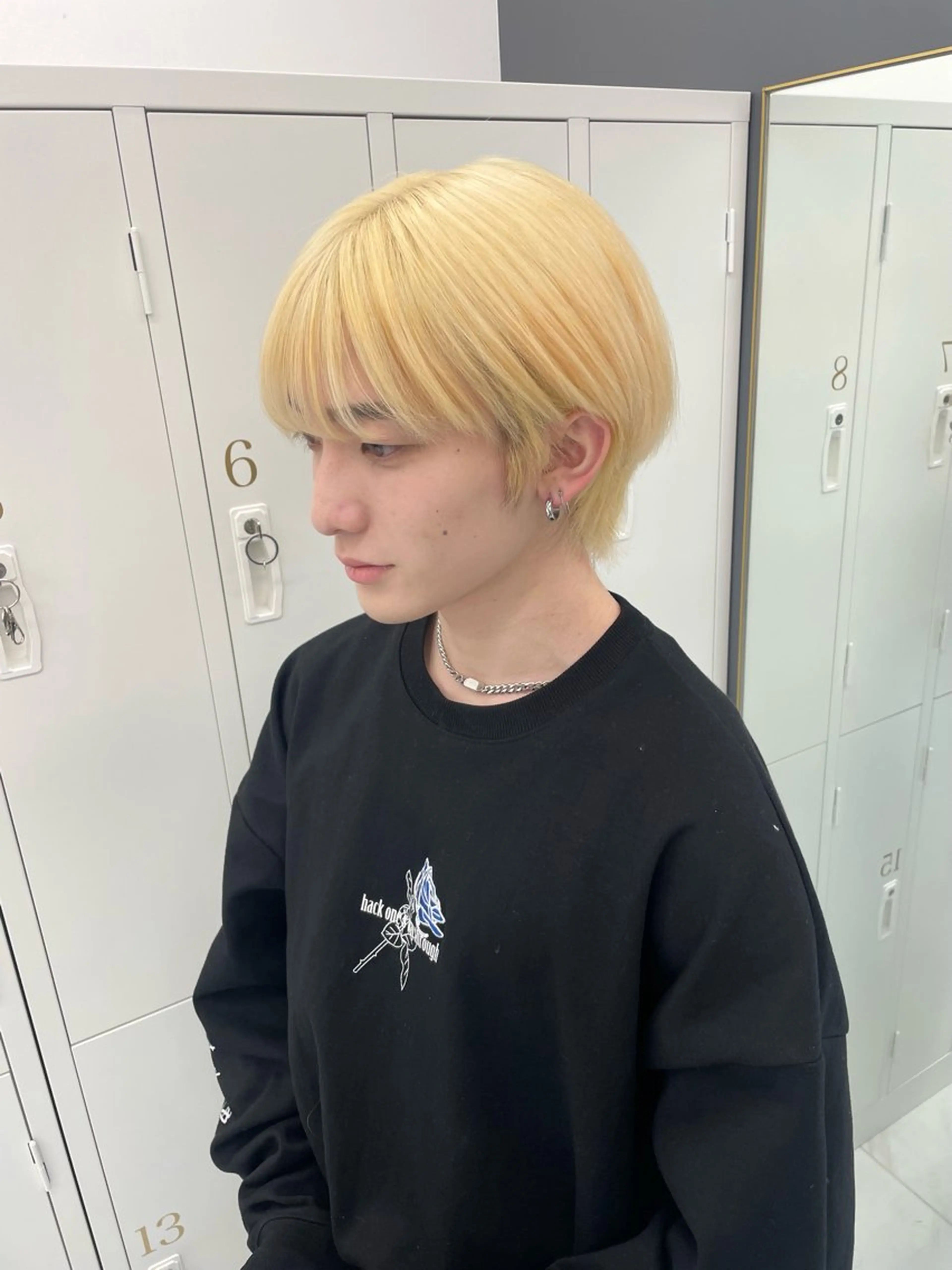 カラー メンズ メンズブリーチ ブリーチ ヘアカラー 沢井 優衣のヘアスタイル