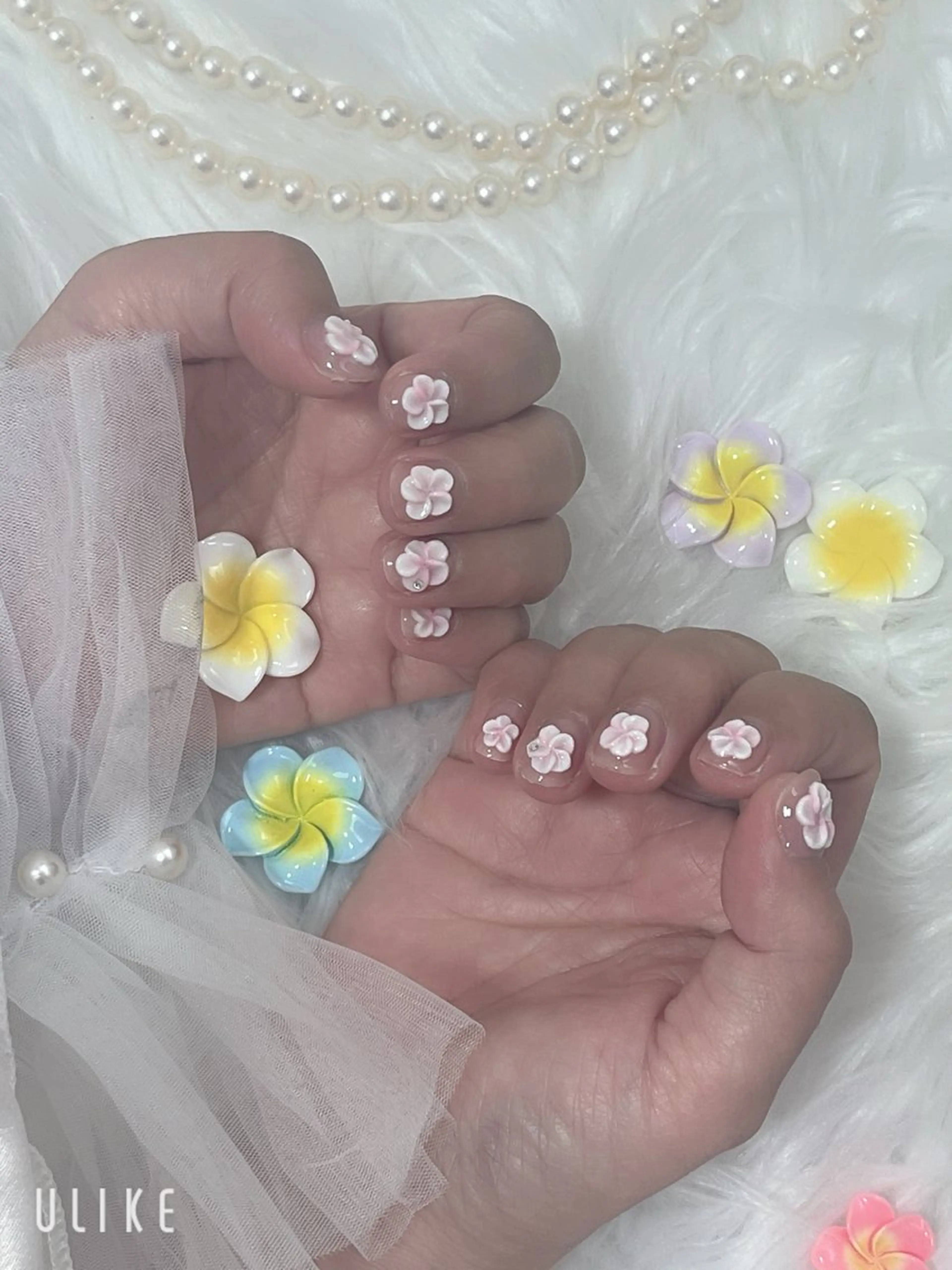 ネイル ハンドネイル YOLO NAILのネイルデザイン