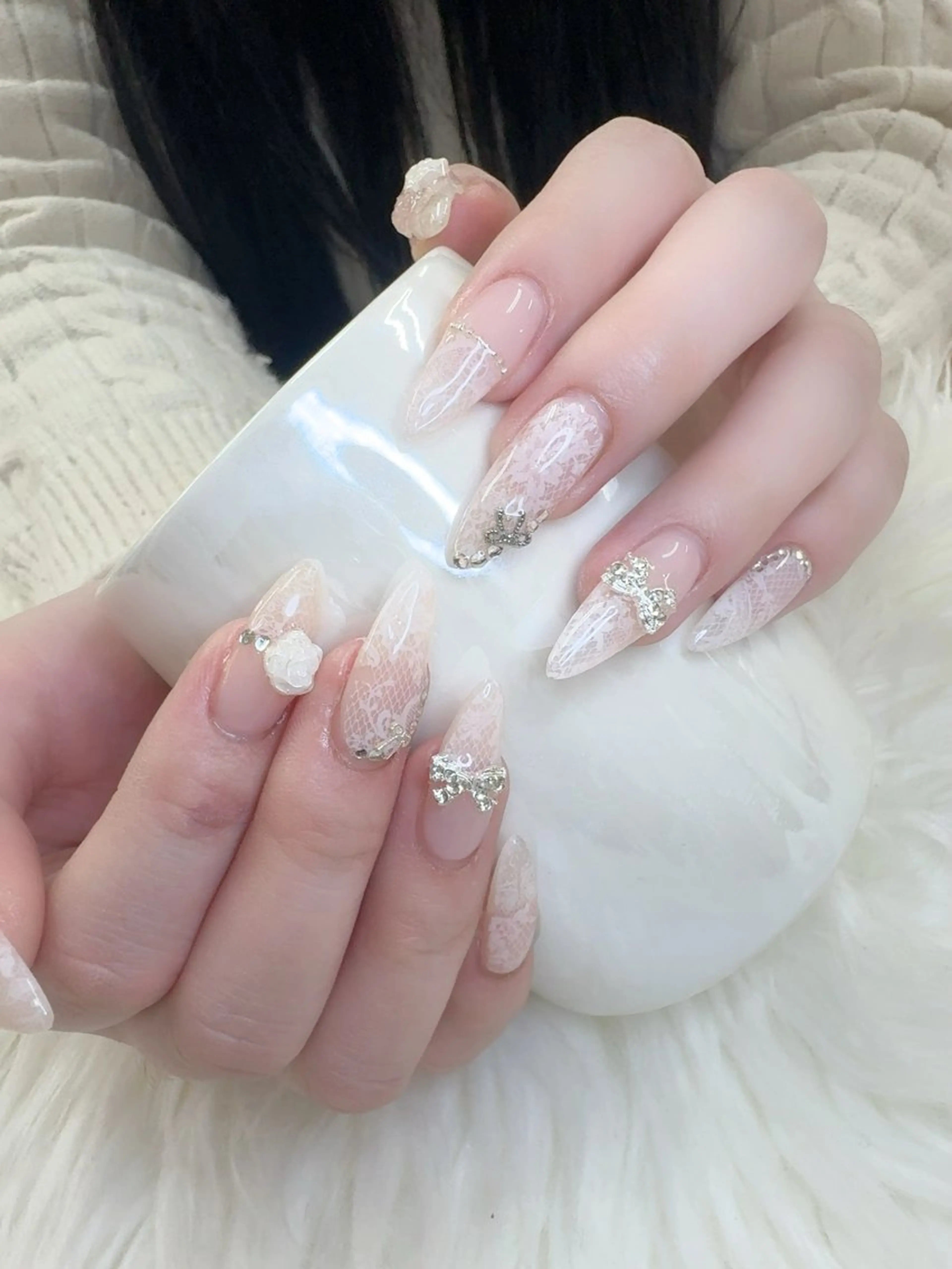 ネイル フレンチネイル 韓国ネイル マグネットネイル ニュアンスネイル オフィスネイル ハンドネイル Mlan Nailのネイルデザイン